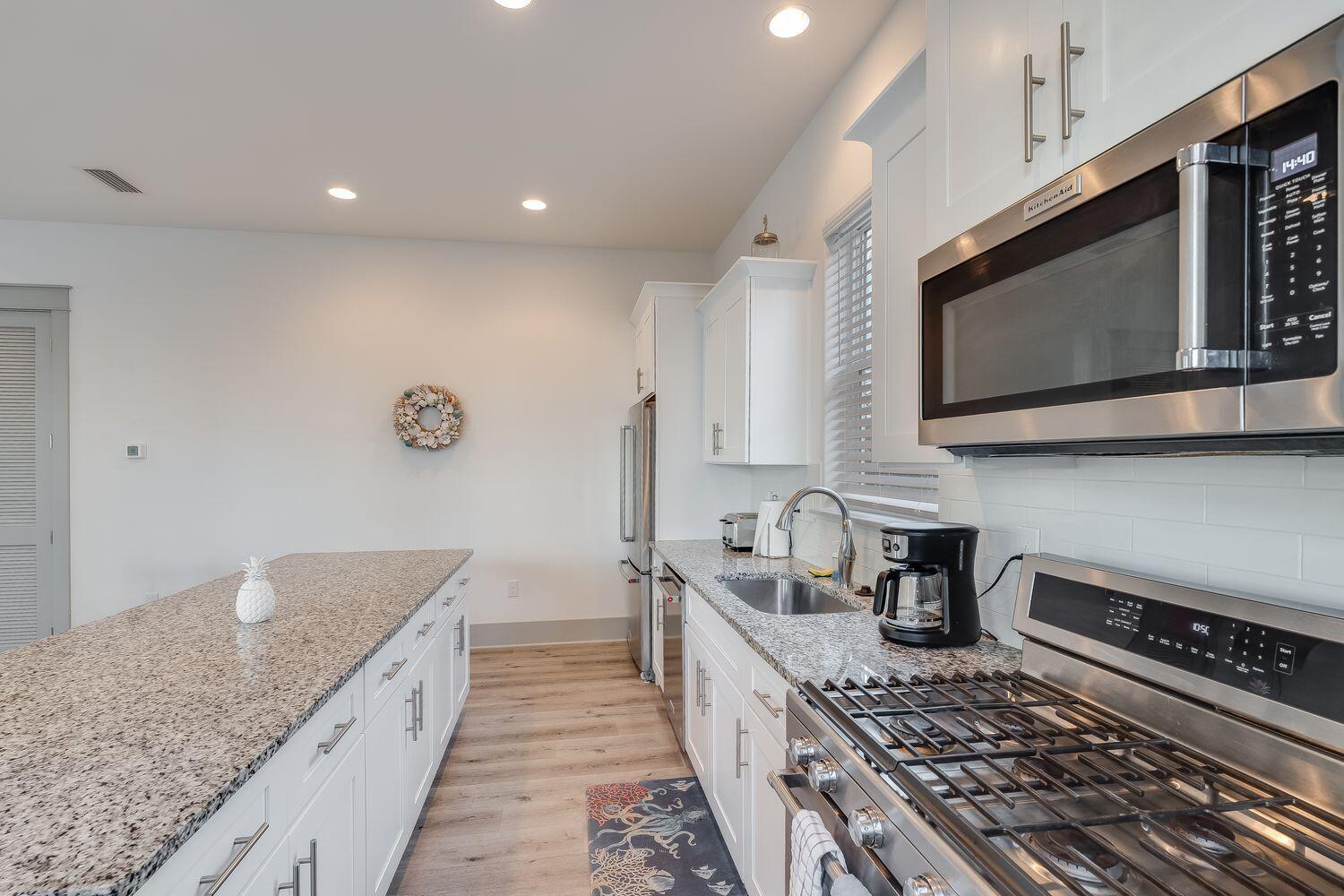 HIGHLAND PARK; HIGHLAND PARKS - Residential