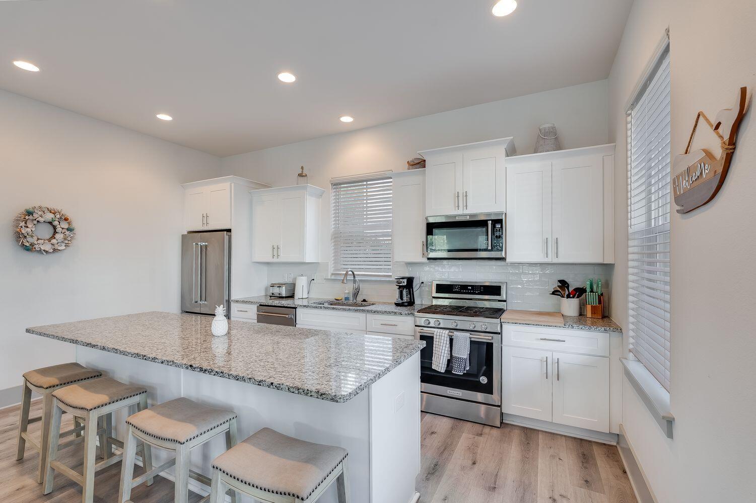 HIGHLAND PARK; HIGHLAND PARKS - Residential