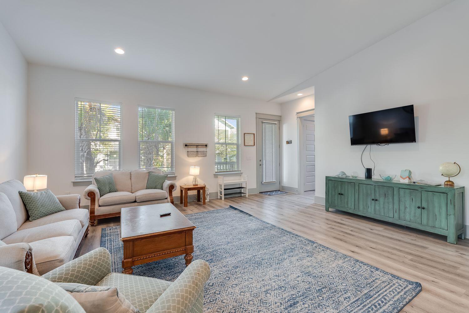 HIGHLAND PARK; HIGHLAND PARKS - Residential