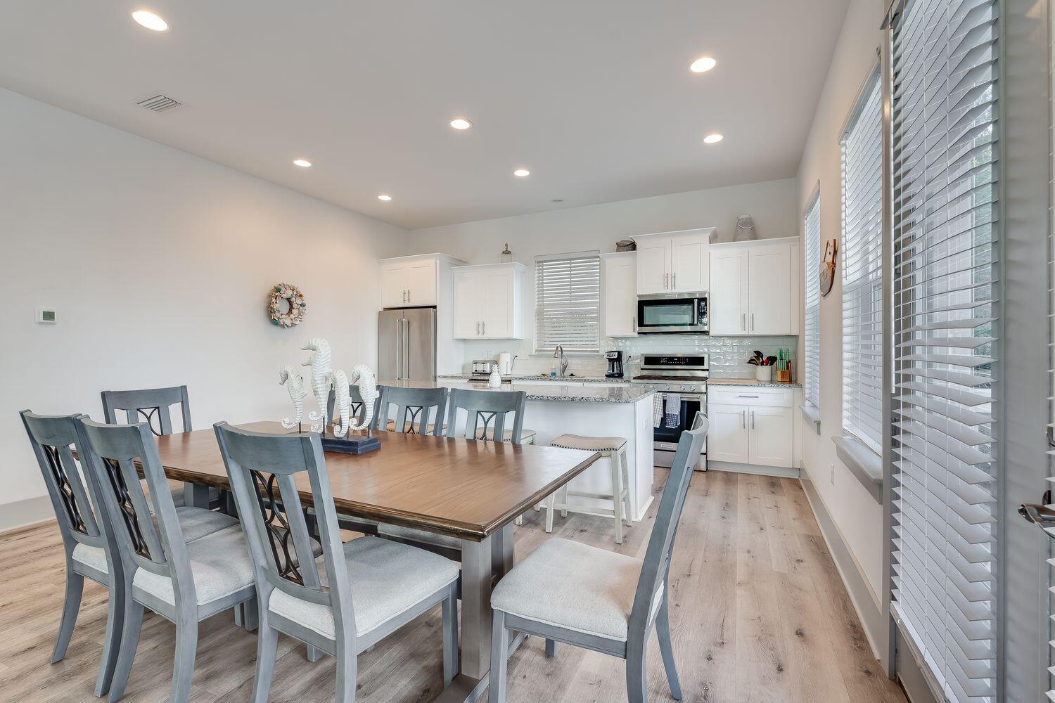 HIGHLAND PARK; HIGHLAND PARKS - Residential