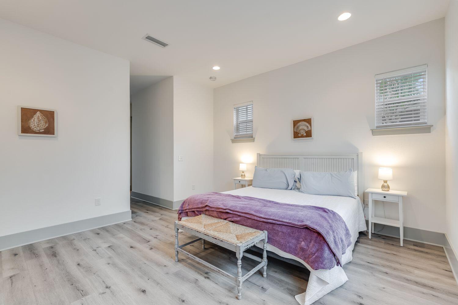 HIGHLAND PARK; HIGHLAND PARKS - Residential