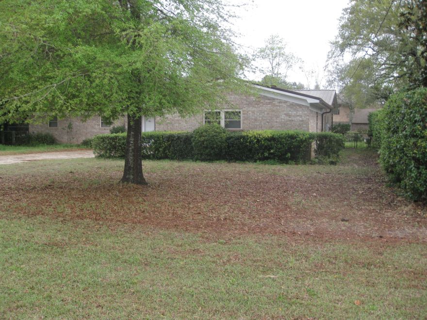 Property being sold AS IS.This is a one owner home in a great area of Niceville. It has 4 bedrooms 2 baths and large living room/ dinning room, nice family room with fireplace all the bedroom are nice size fenced back yard side garage. The home is being cleaned out next week so please excuse the clutter for it will all be gone soon.