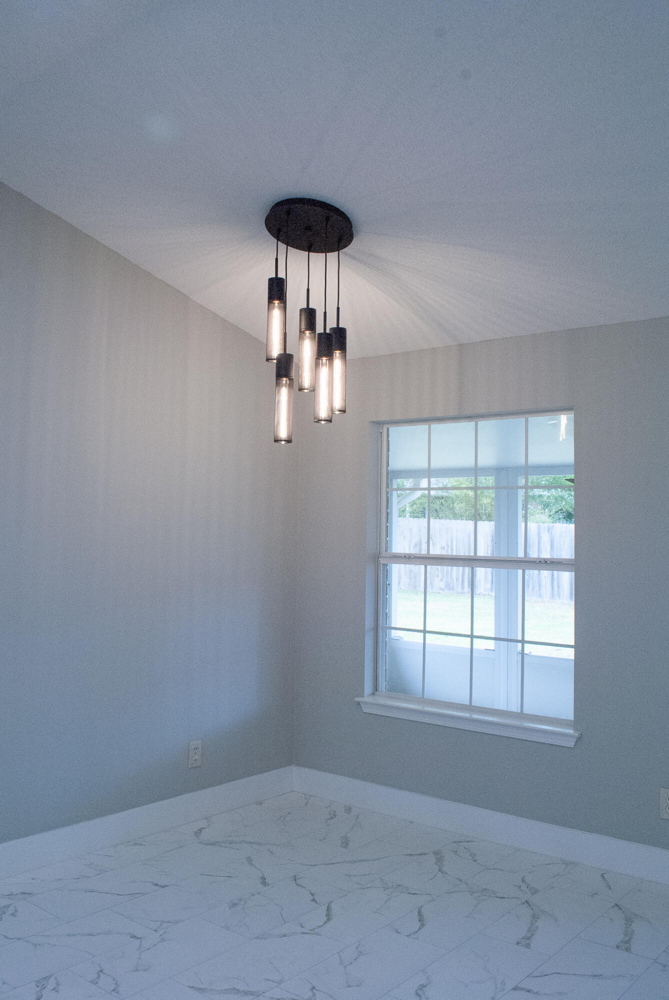 BRENTWOOD - Residential