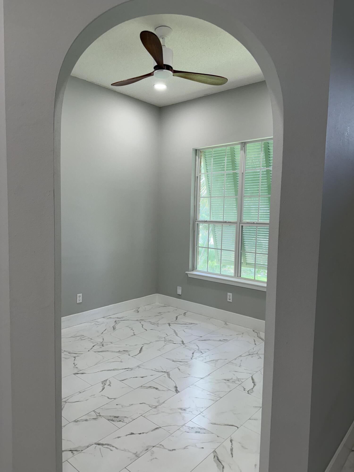 BRENTWOOD - Residential