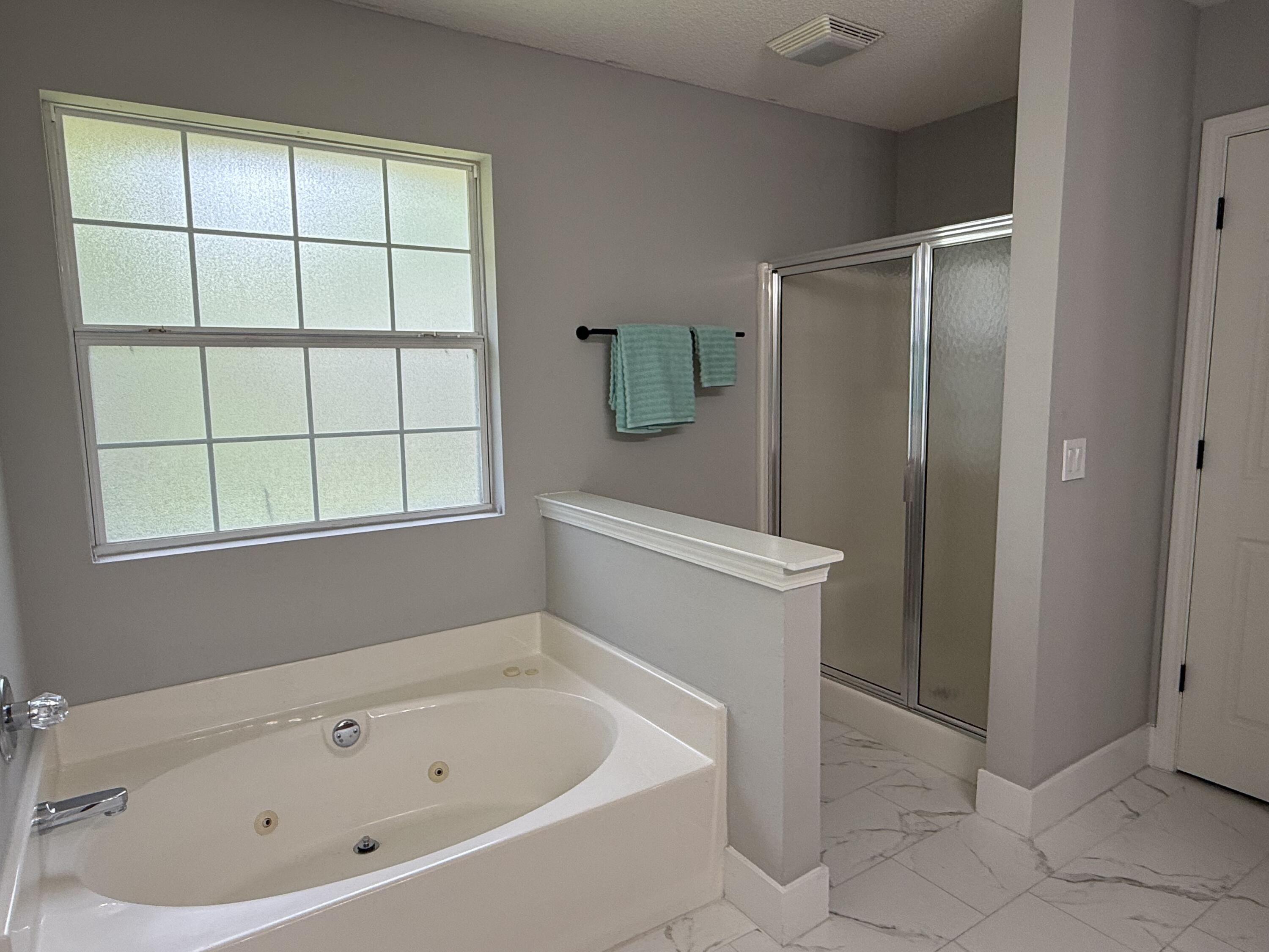 BRENTWOOD - Residential