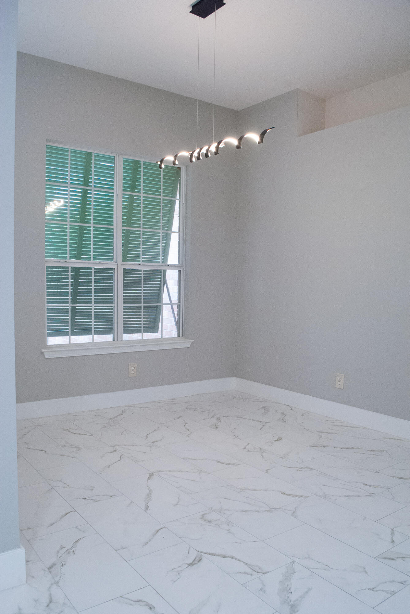 BRENTWOOD - Residential