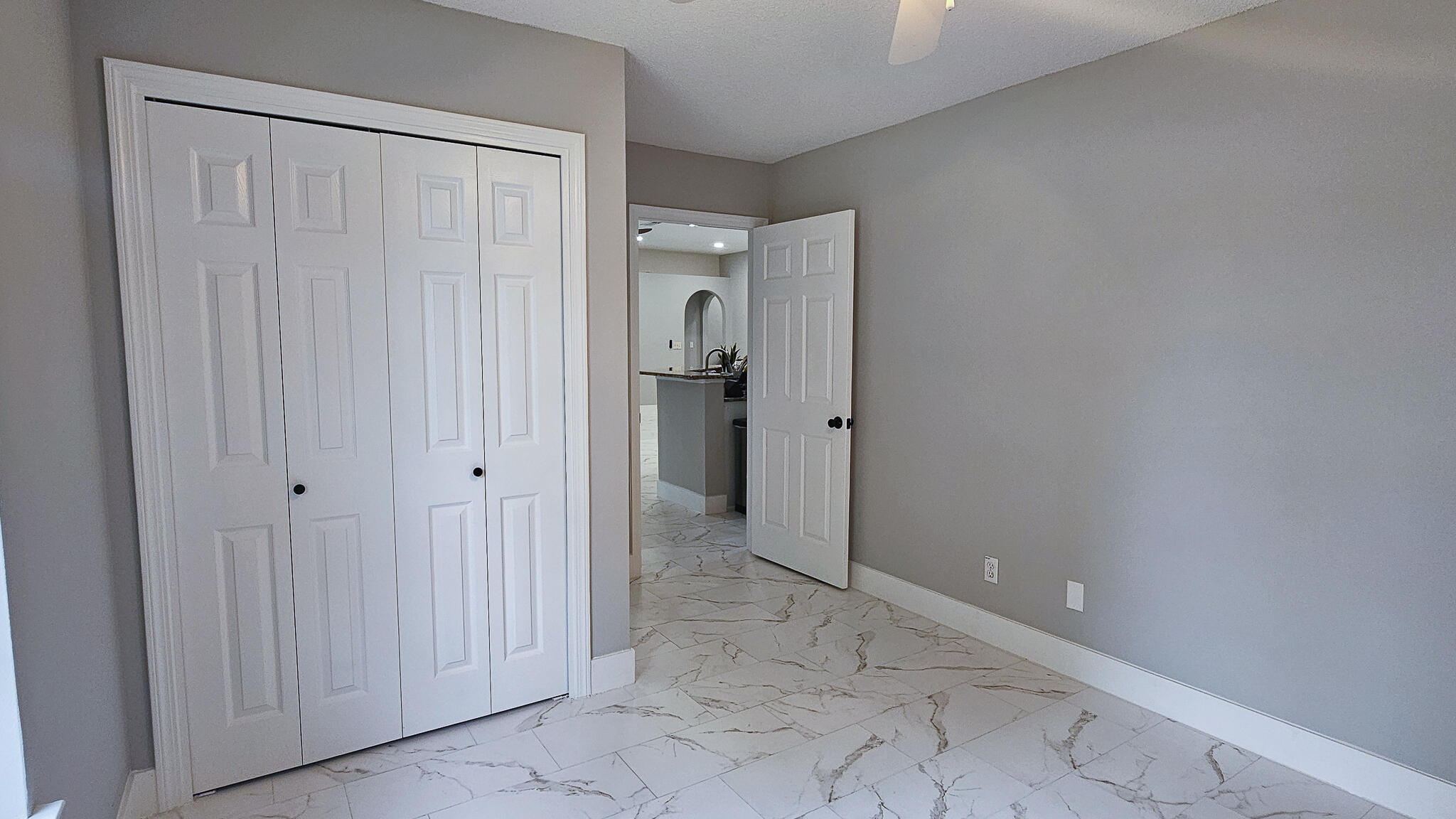 BRENTWOOD - Residential