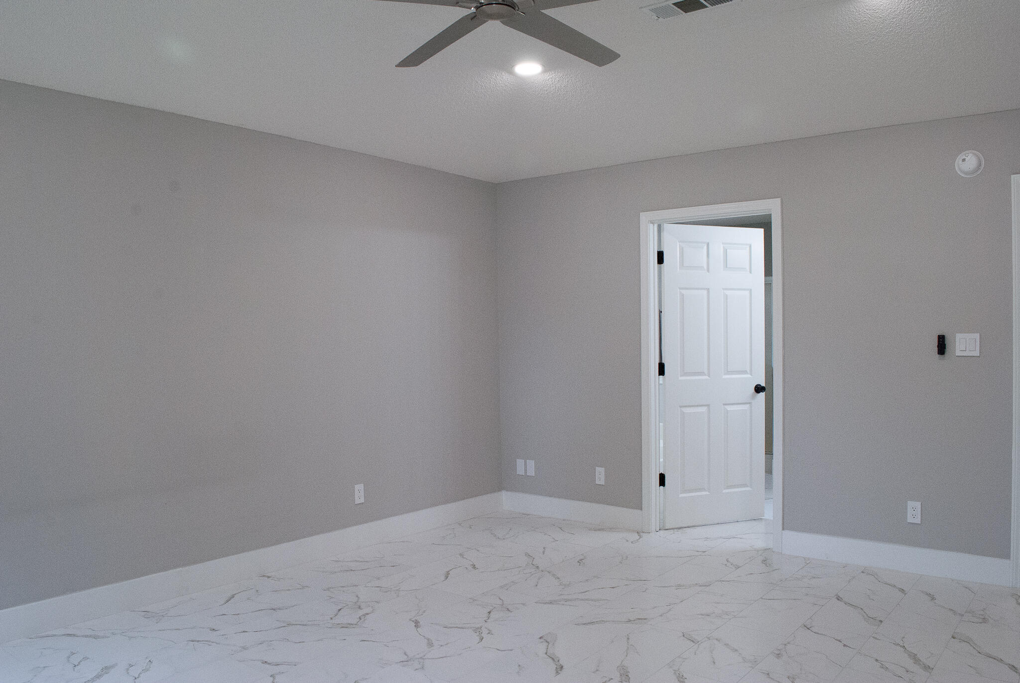 BRENTWOOD - Residential