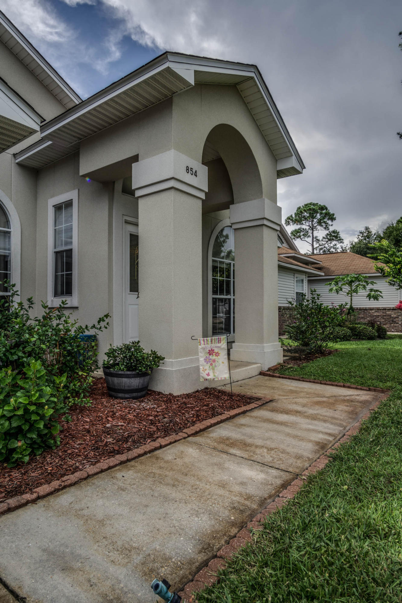 SHALIMAR OAKS - Residential