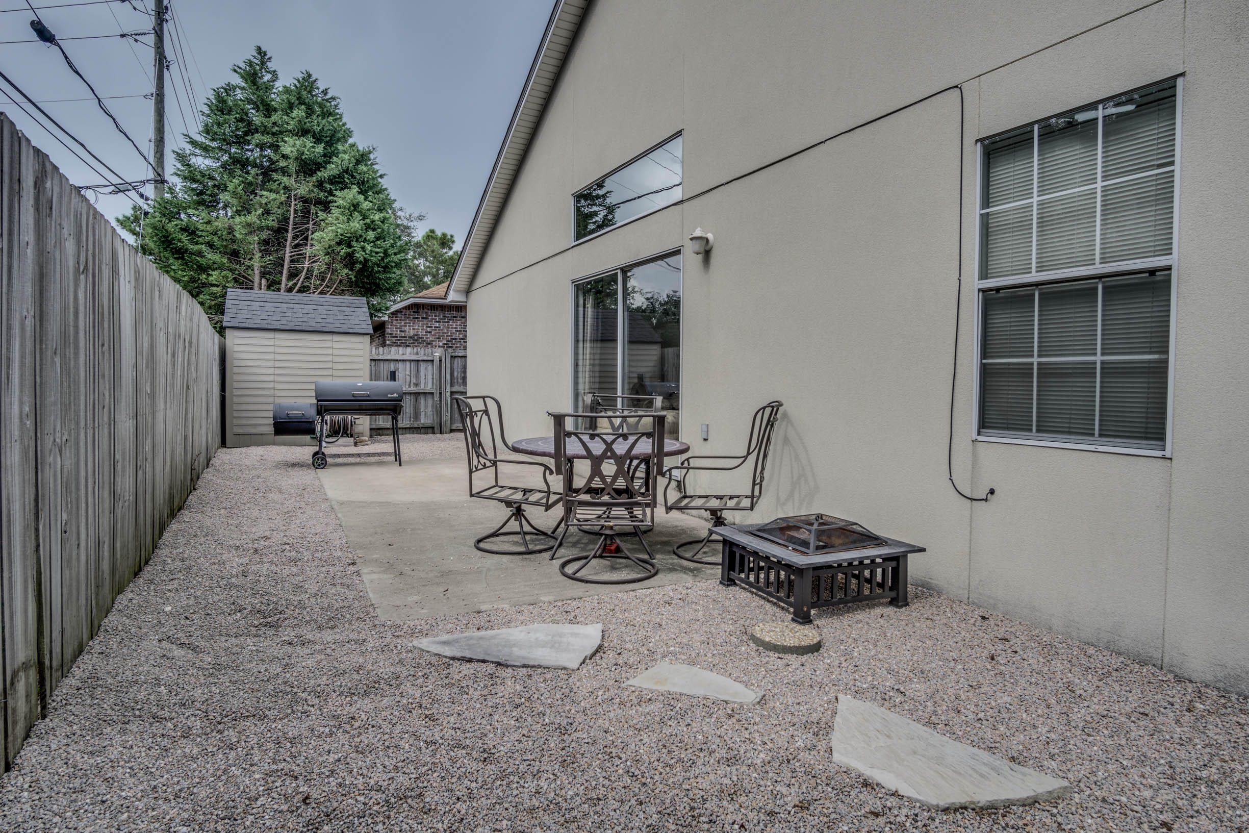 SHALIMAR OAKS - Residential