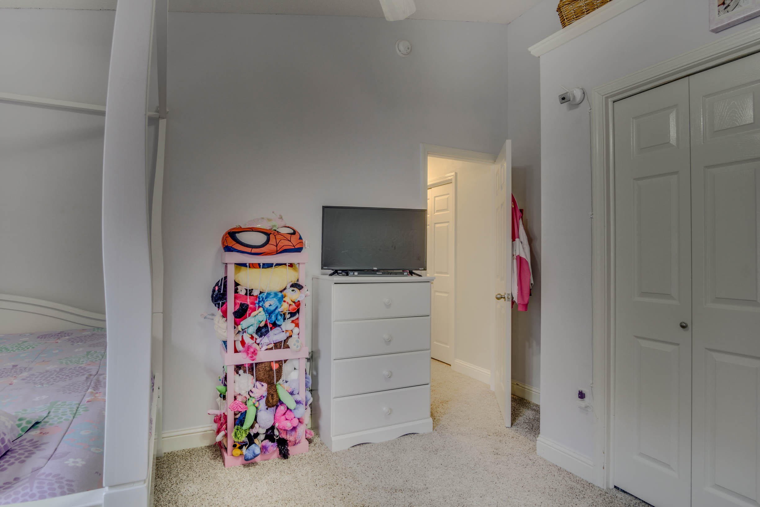 SHALIMAR OAKS - Residential