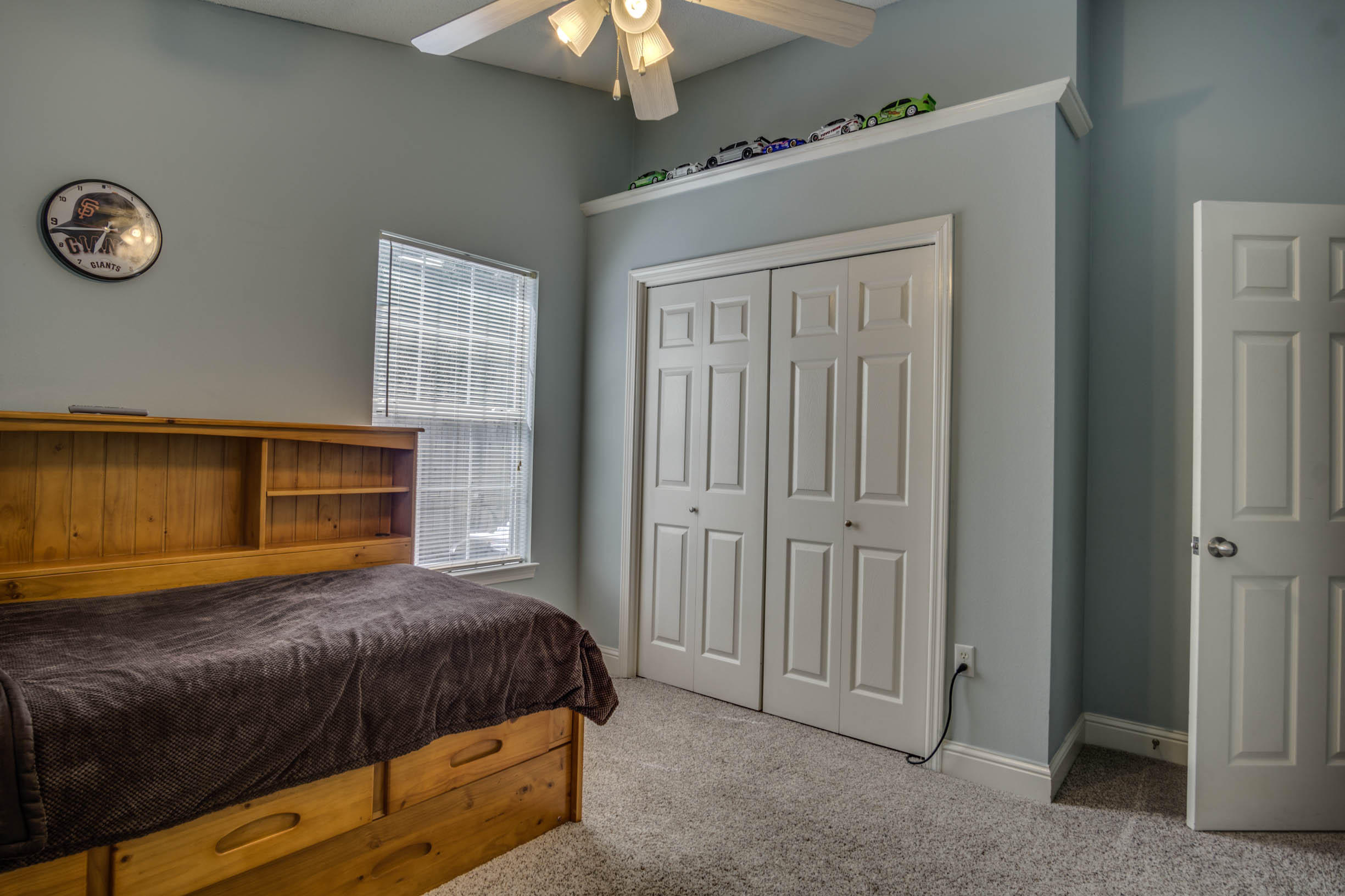 SHALIMAR OAKS - Residential