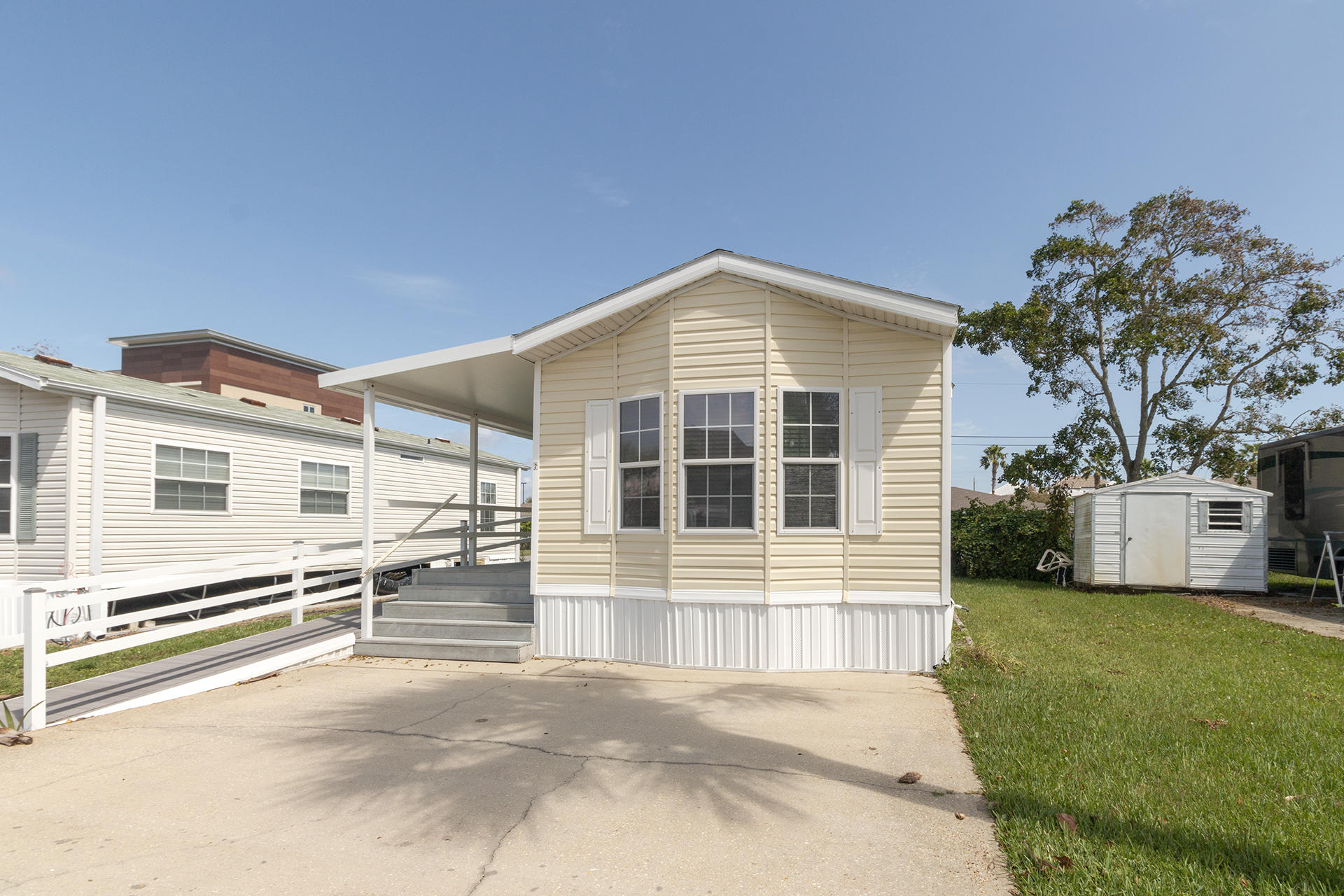 Located just 2 blocks to the beach, Fox Run is a Gated RV type Community. This Cozy 1BR/1BA manufactured home. See You at the Beach! Will update description, pictures, and dimensions later today 09/29/2020.