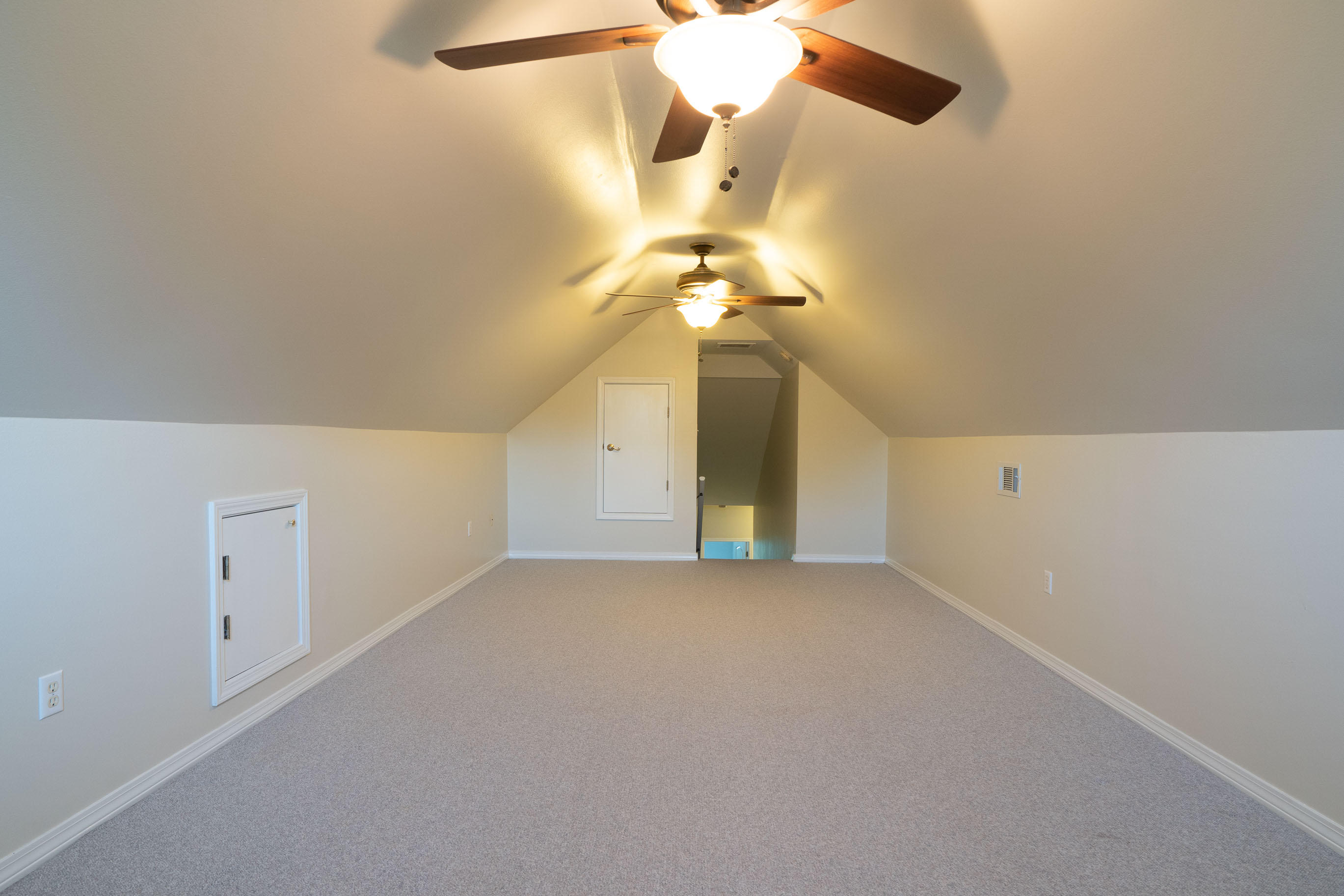 WINDSOR FOREST - Residential