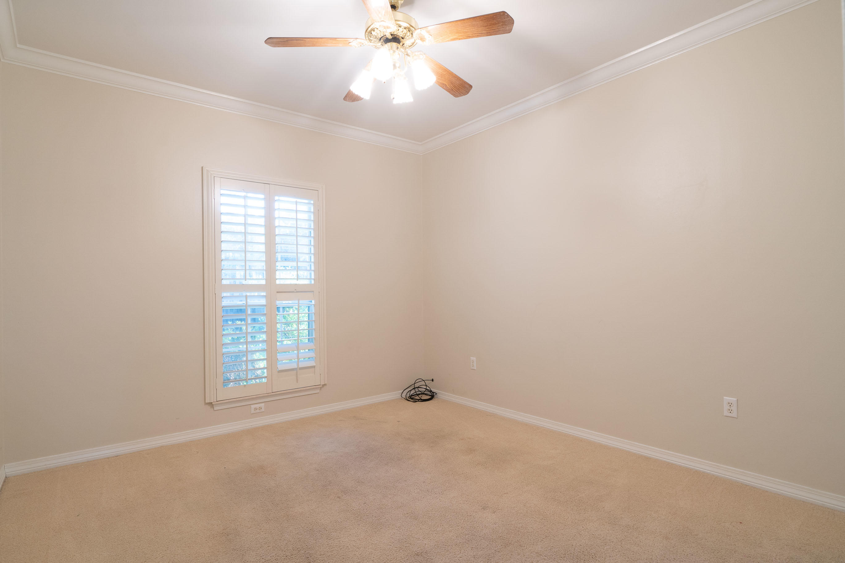 WINDSOR FOREST - Residential