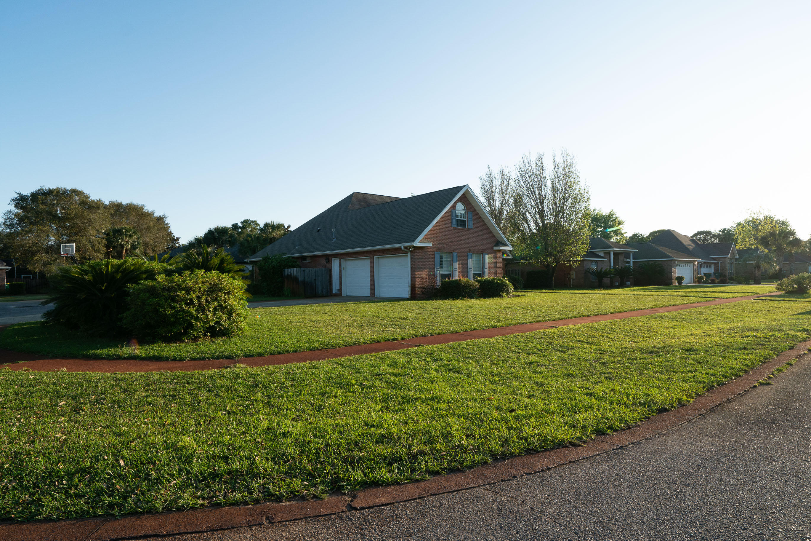 WINDSOR FOREST - Residential