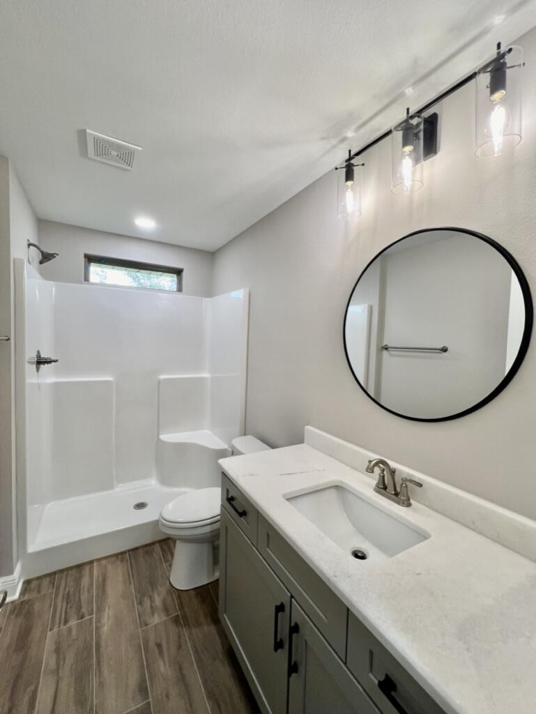 HOLLEY BY THE SEA - Residential