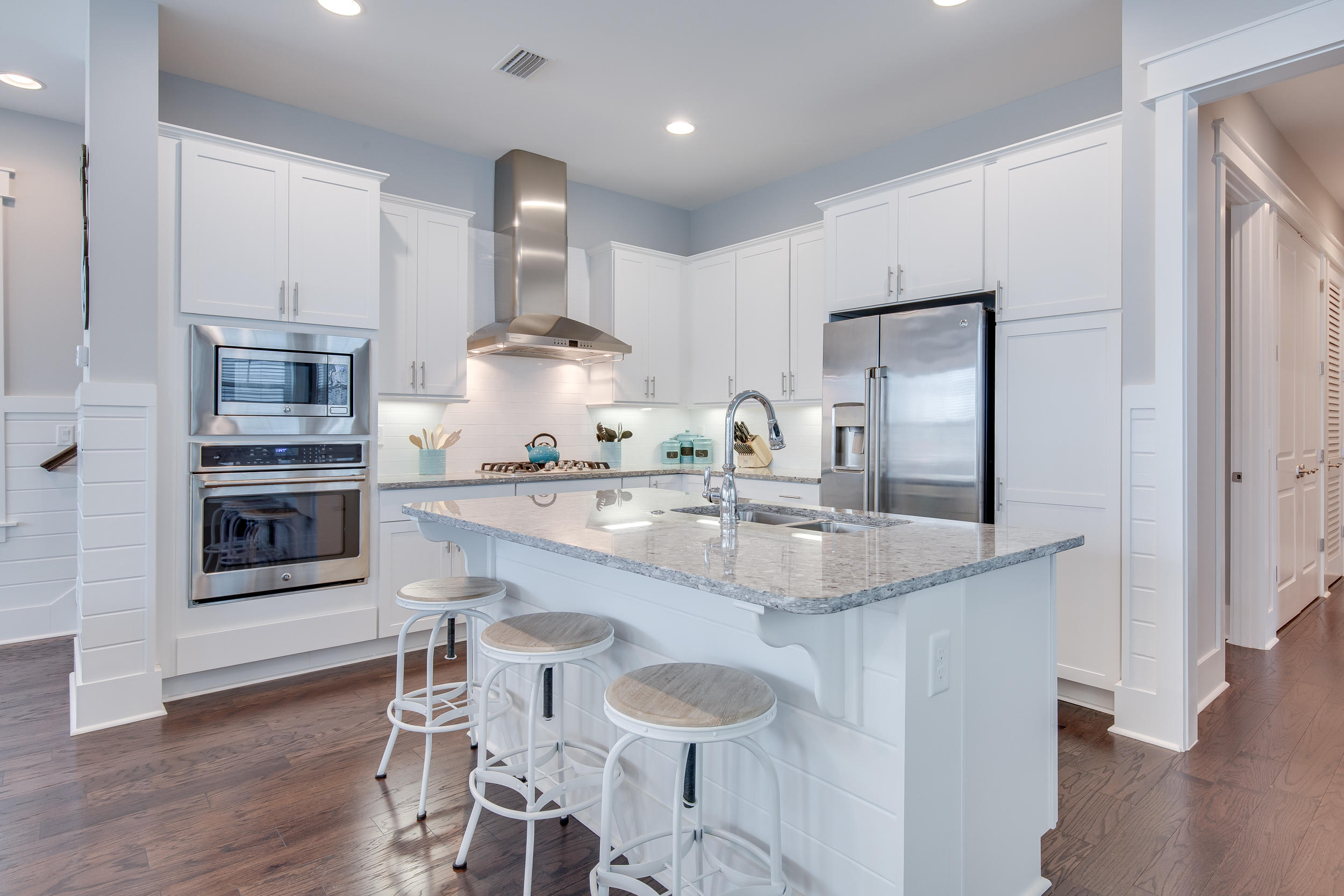 NATUREWALK AT SEAGROVE - Residential