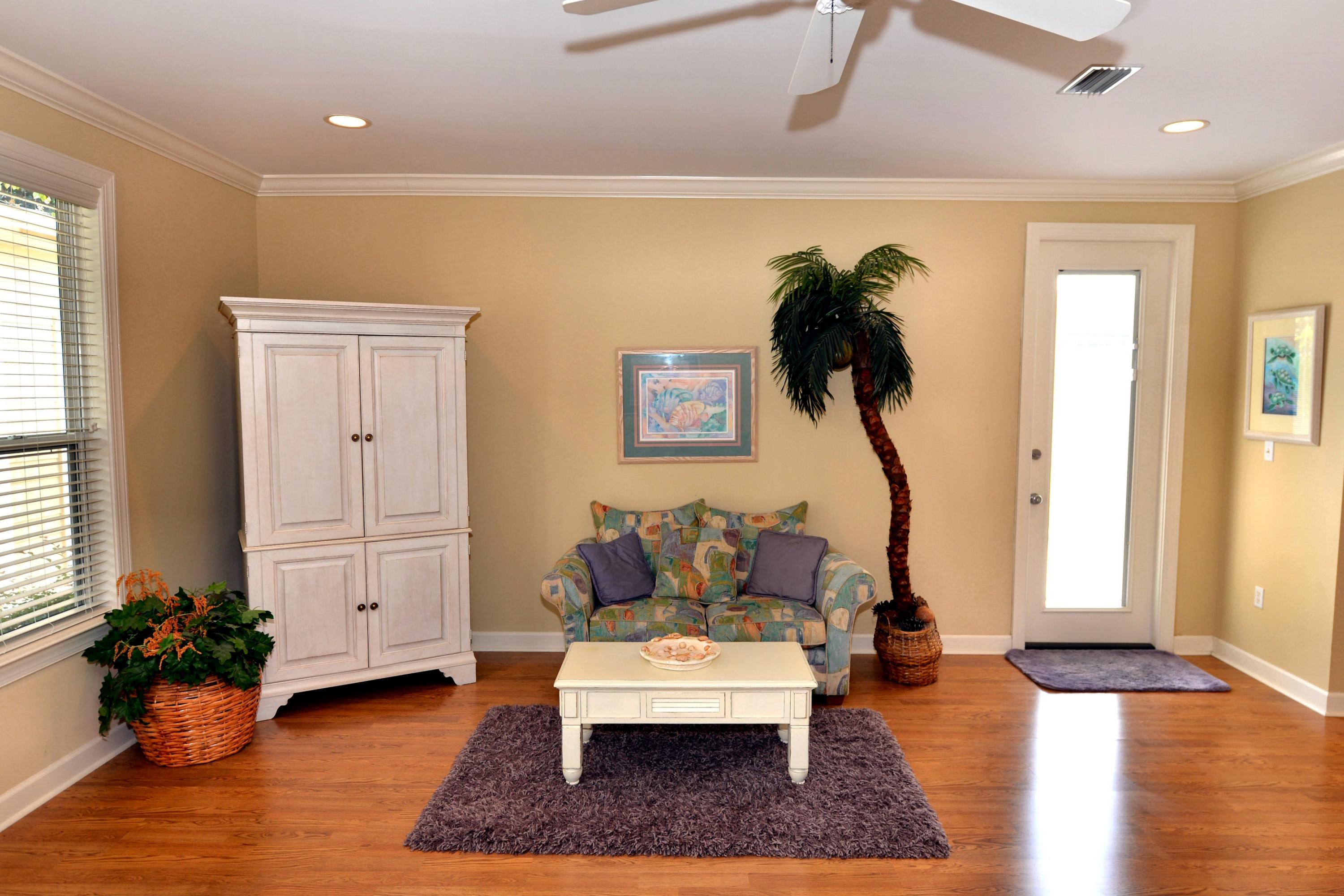 CRYSTAL LAKE AT SANDESTIN - Residential