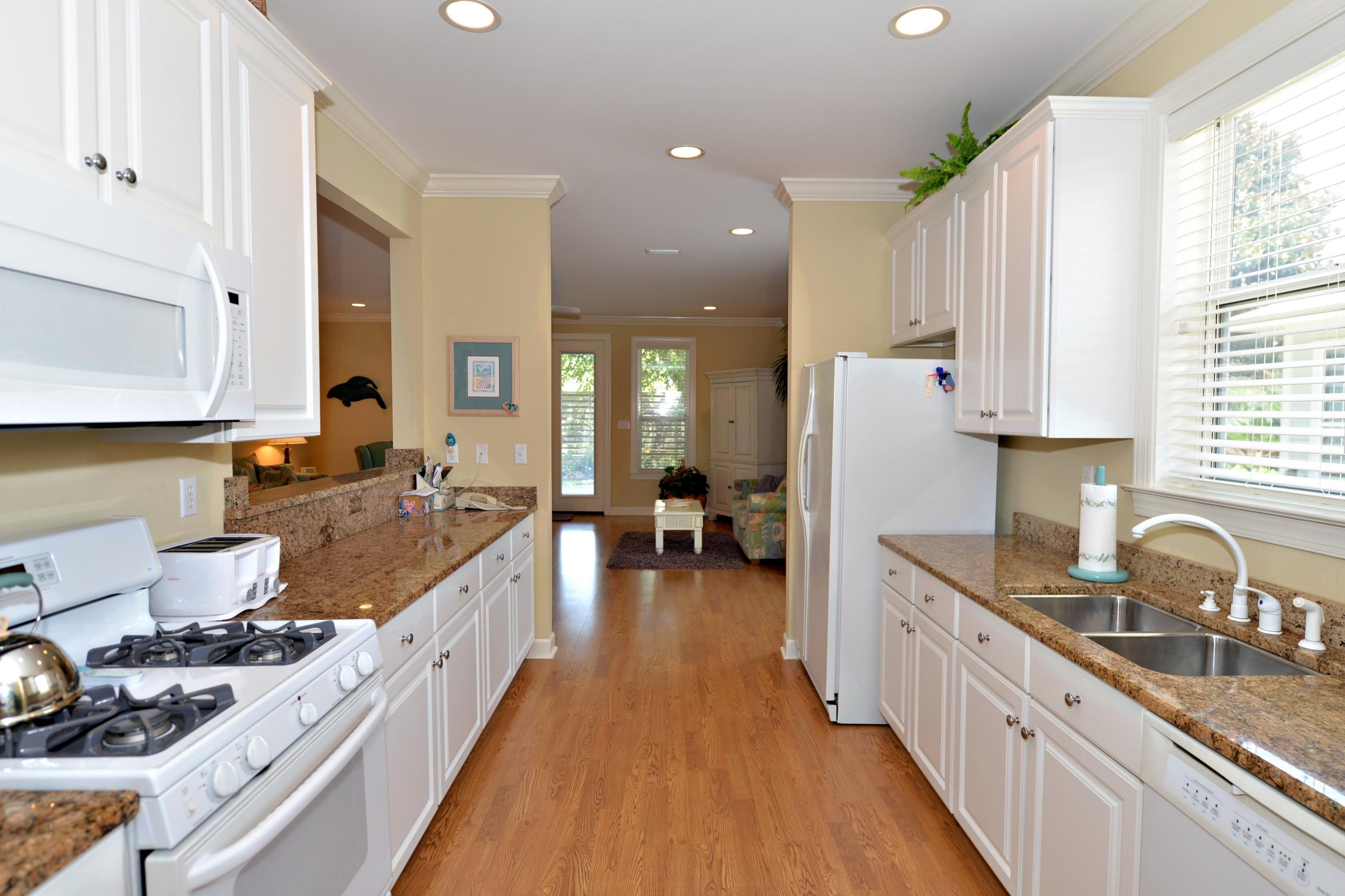 CRYSTAL LAKE AT SANDESTIN - Residential