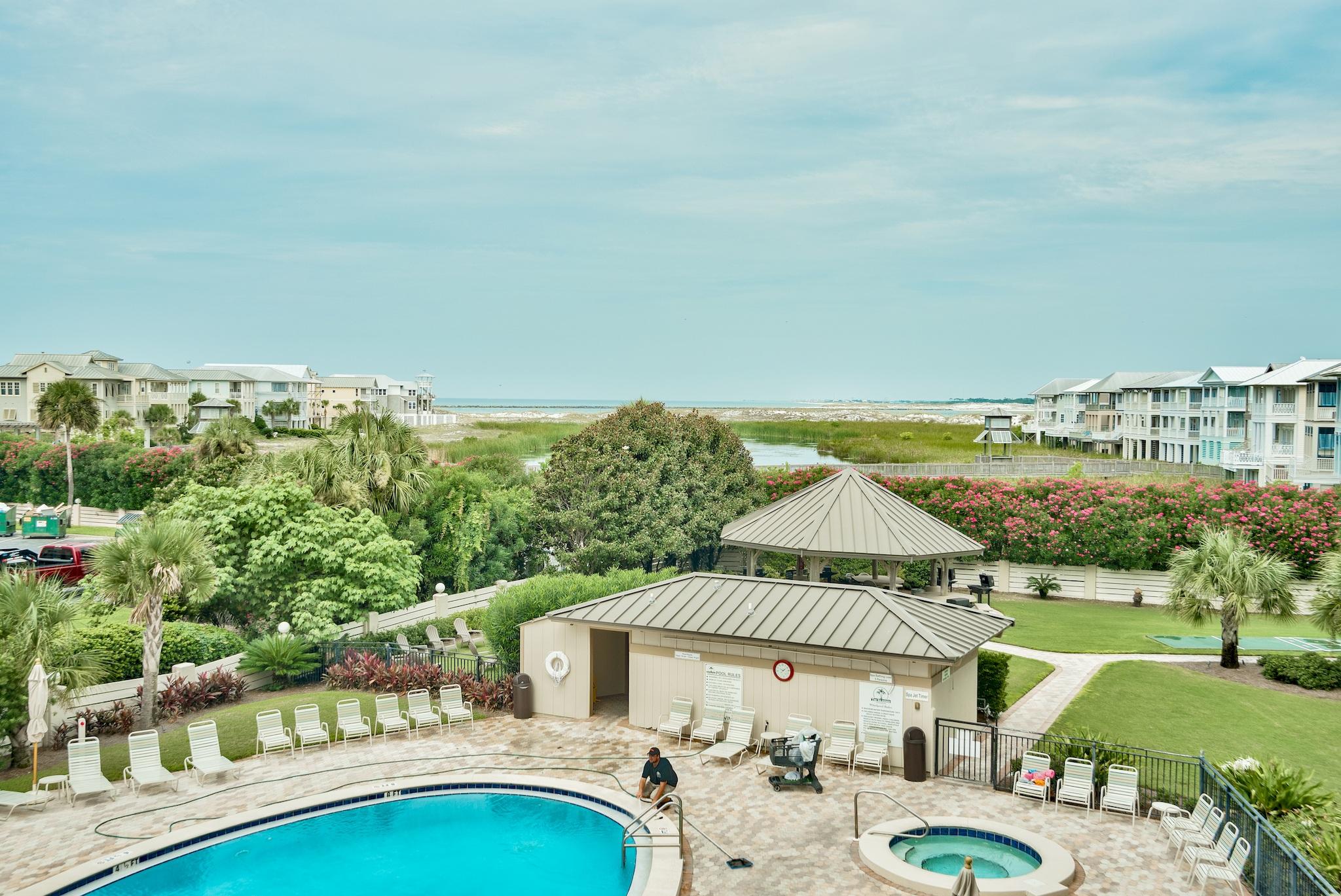 ISLANDER CONDO PH 2 - Residential