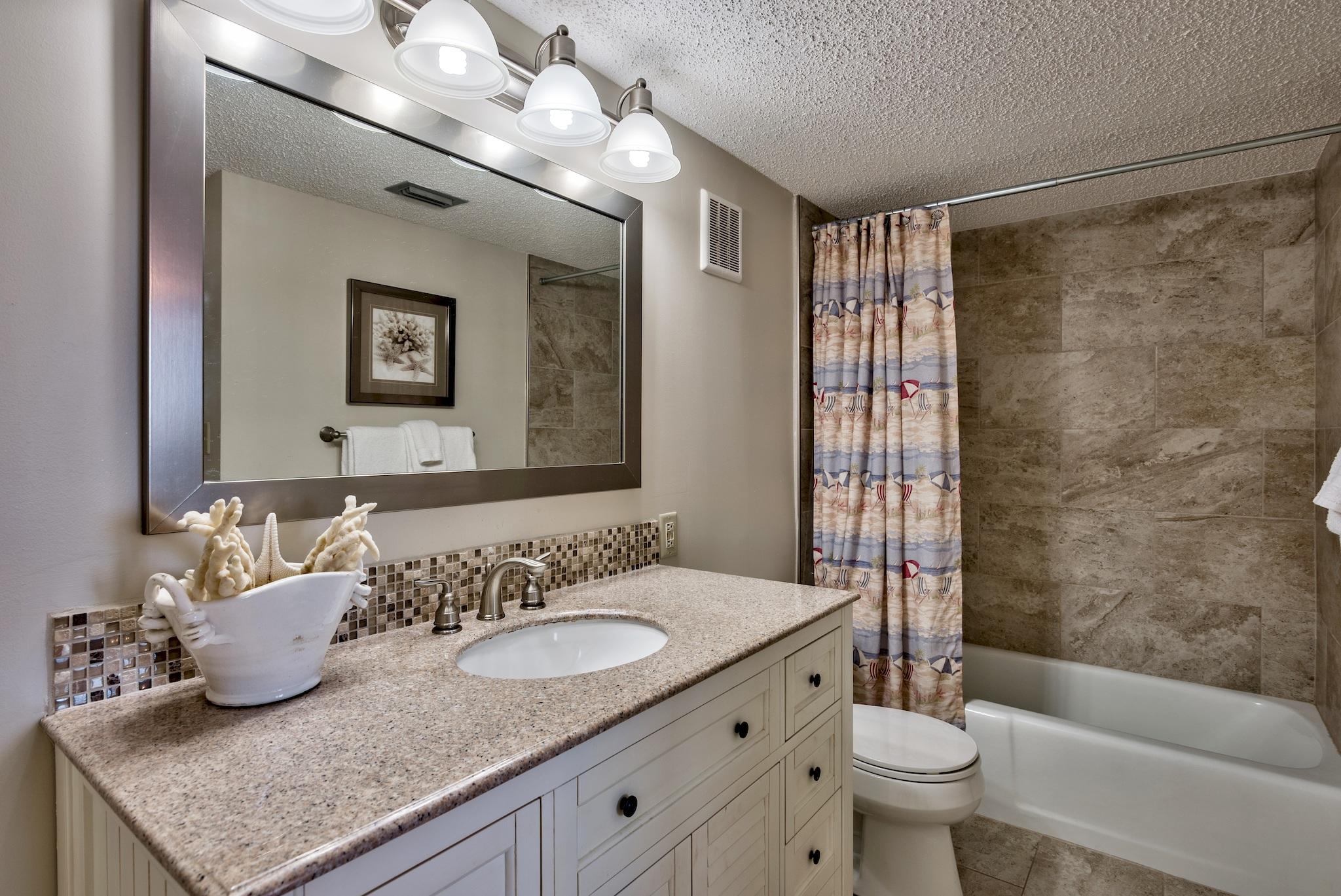 ISLANDER CONDO PH 2 - Residential