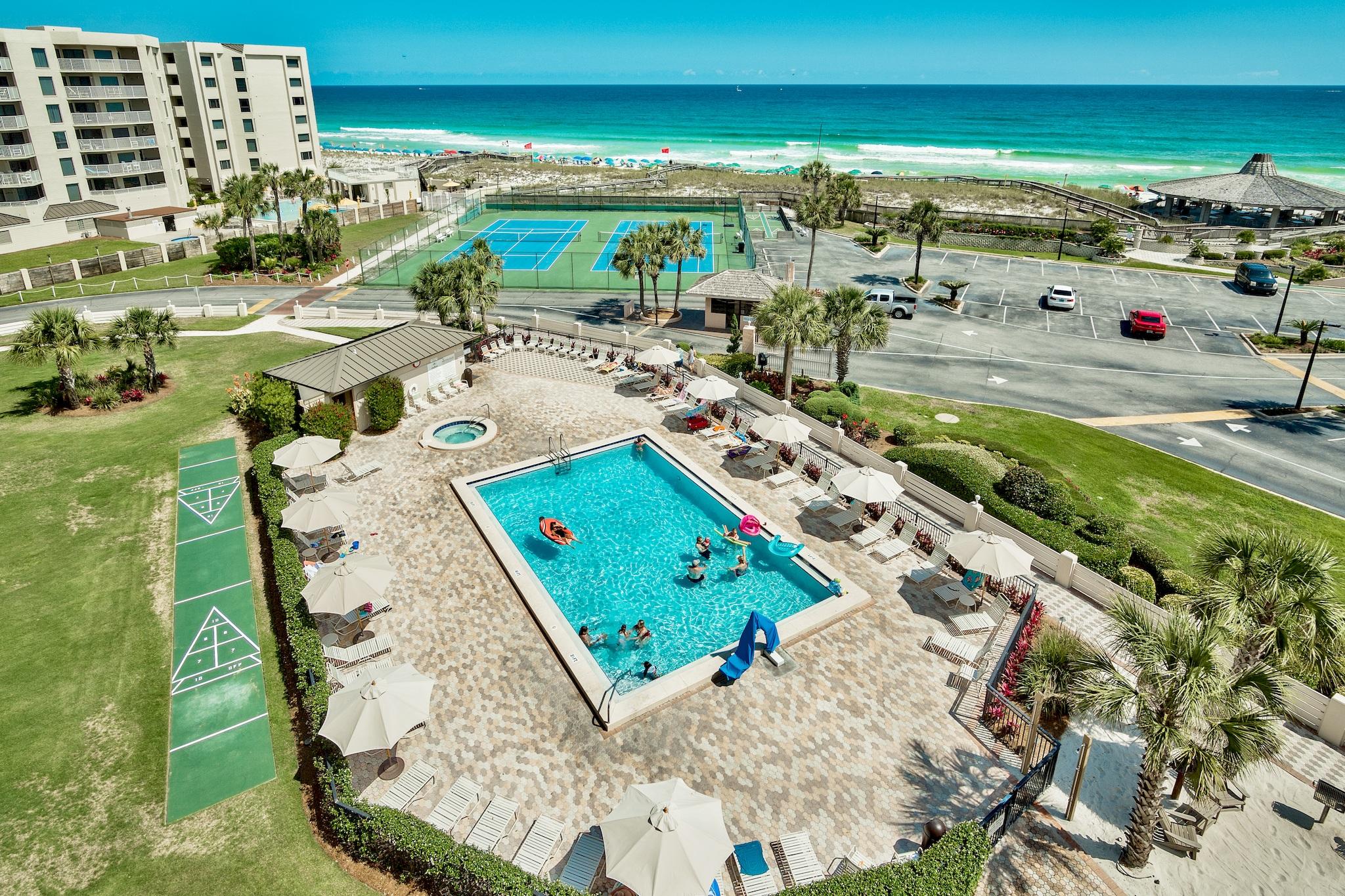 ISLANDER CONDO PH 2 - Residential