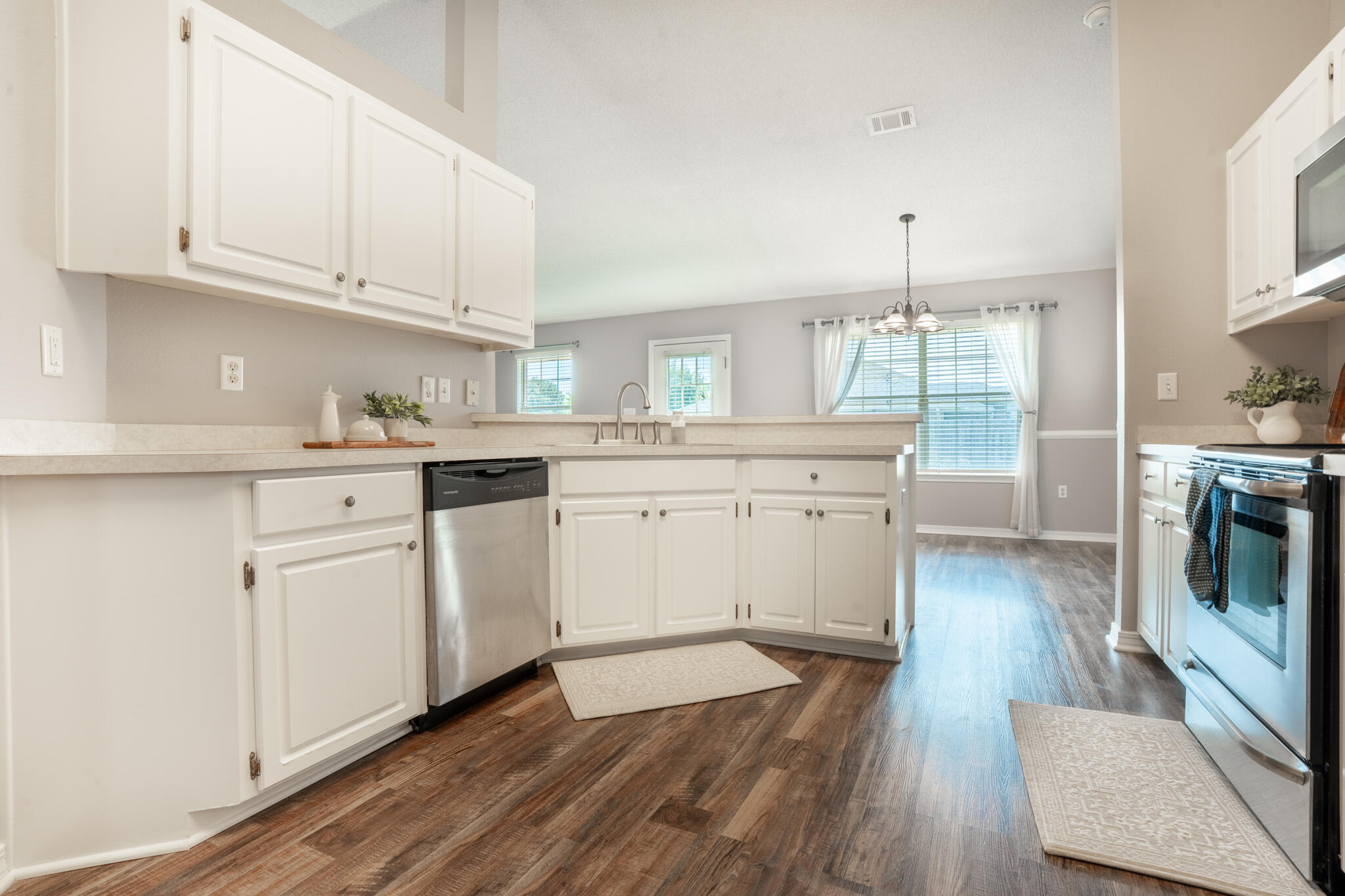 HAMPTON RIDGE ESTATES - Residential