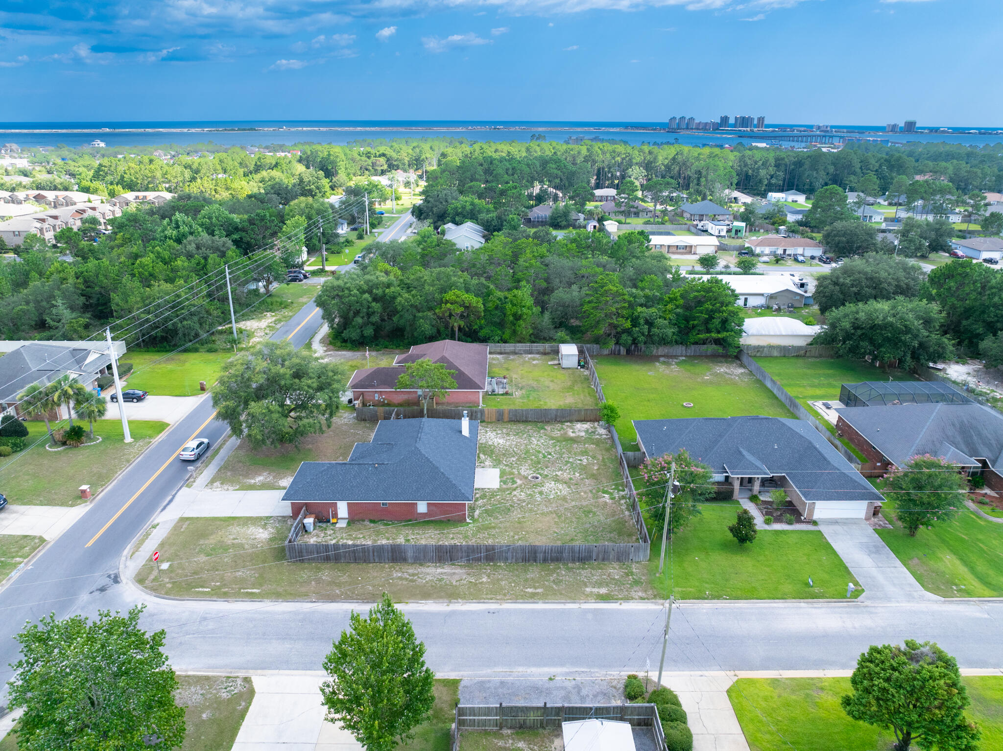 HAMPTON RIDGE ESTATES - Residential