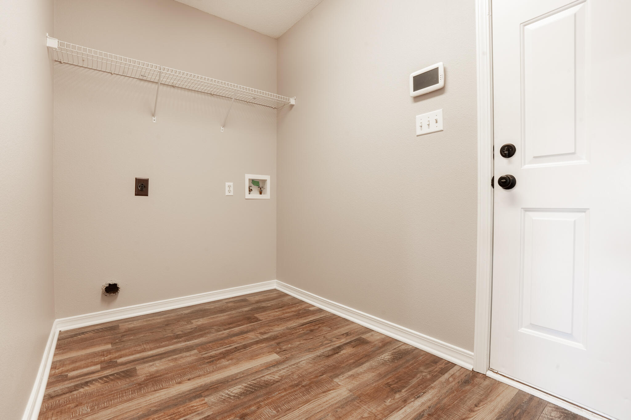 HAMPTON RIDGE ESTATES - Residential