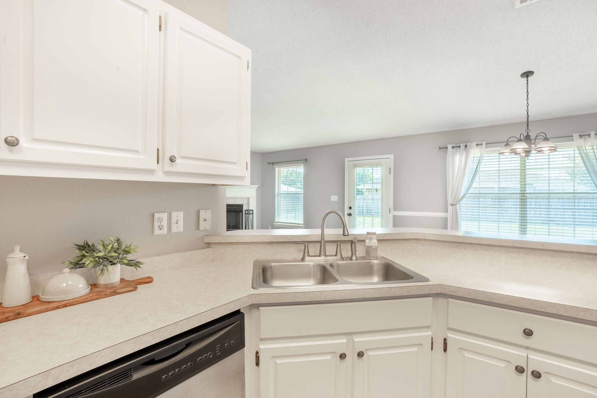 HAMPTON RIDGE ESTATES - Residential