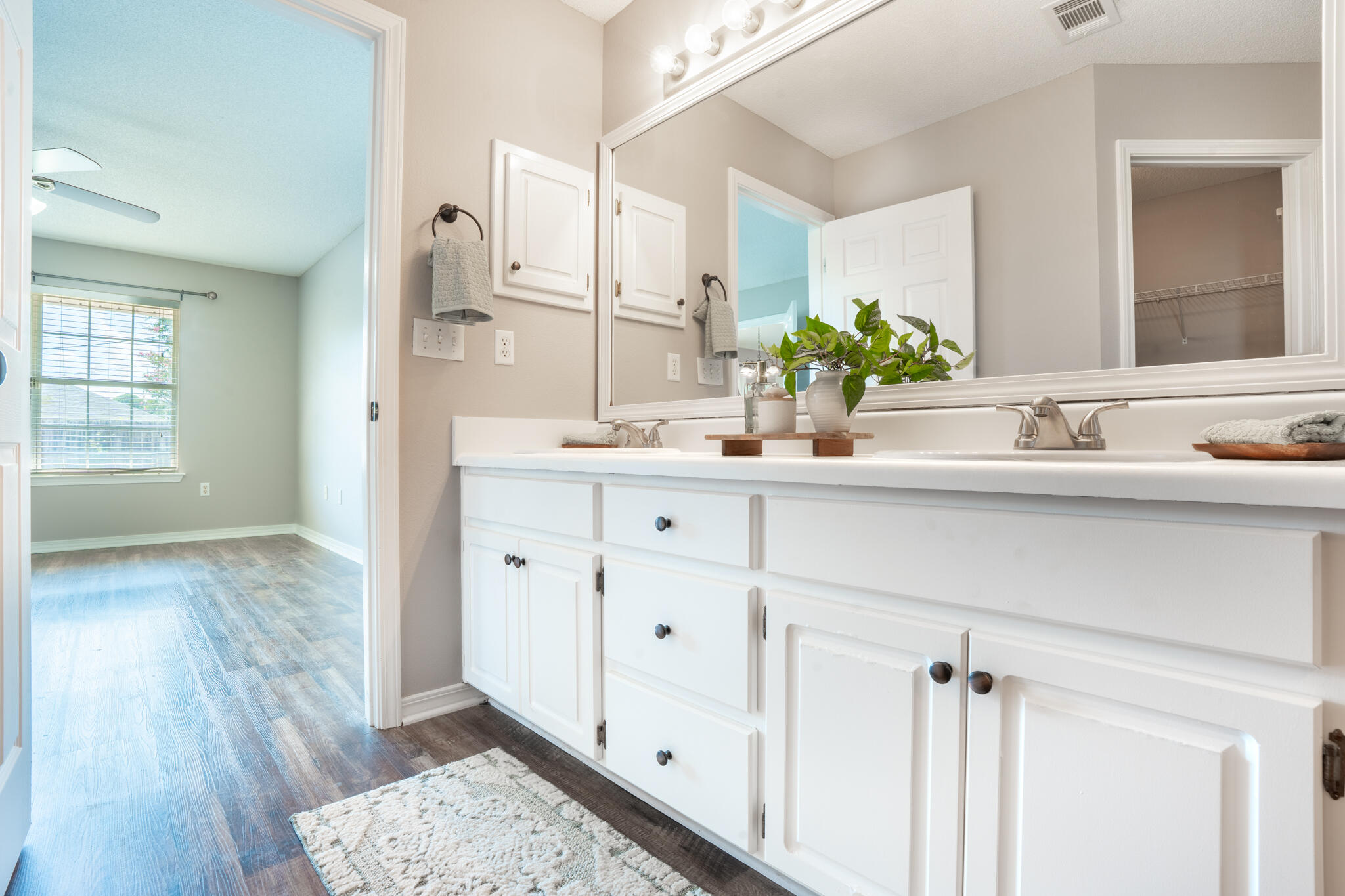 HAMPTON RIDGE ESTATES - Residential