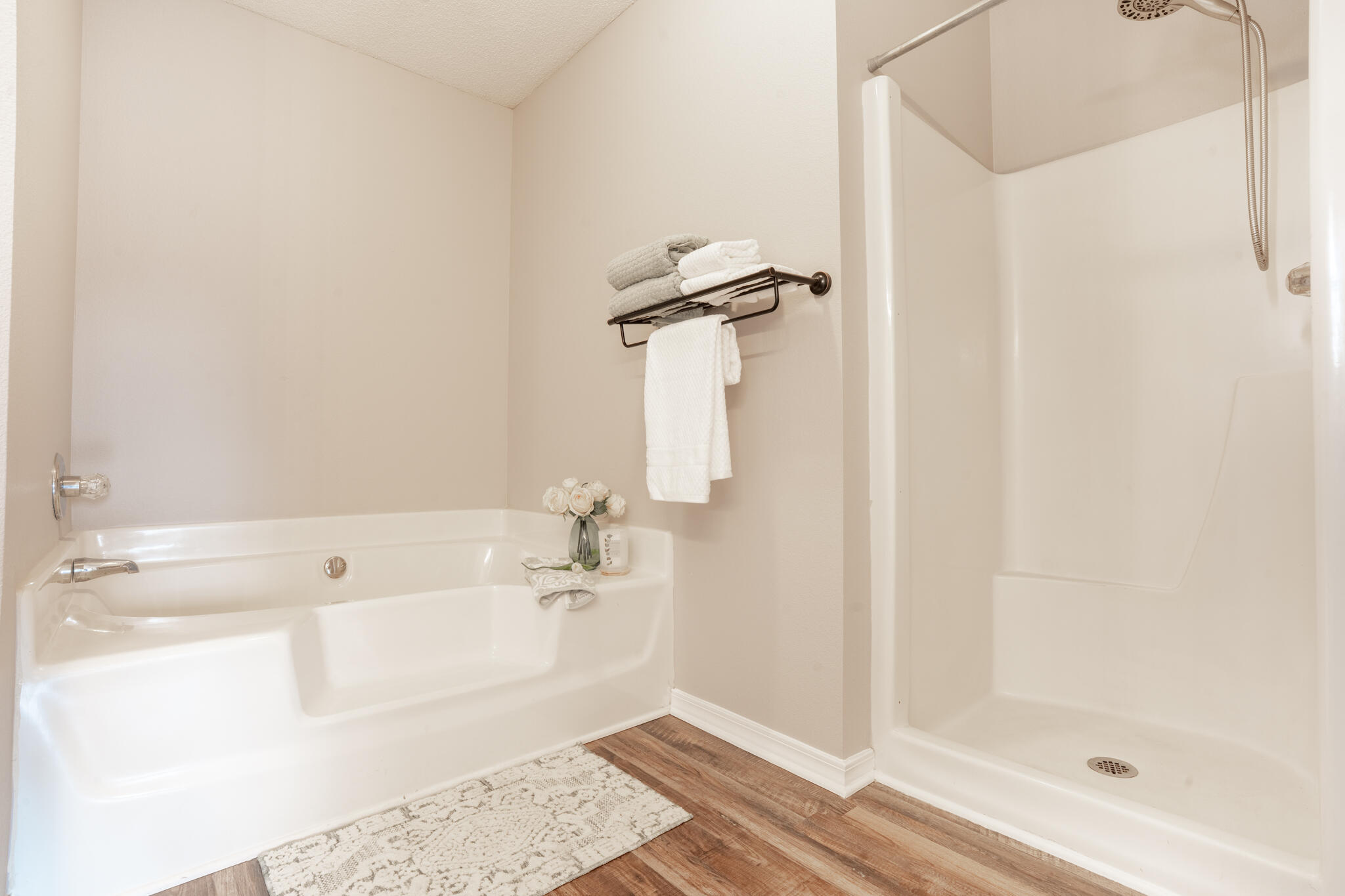 HAMPTON RIDGE ESTATES - Residential