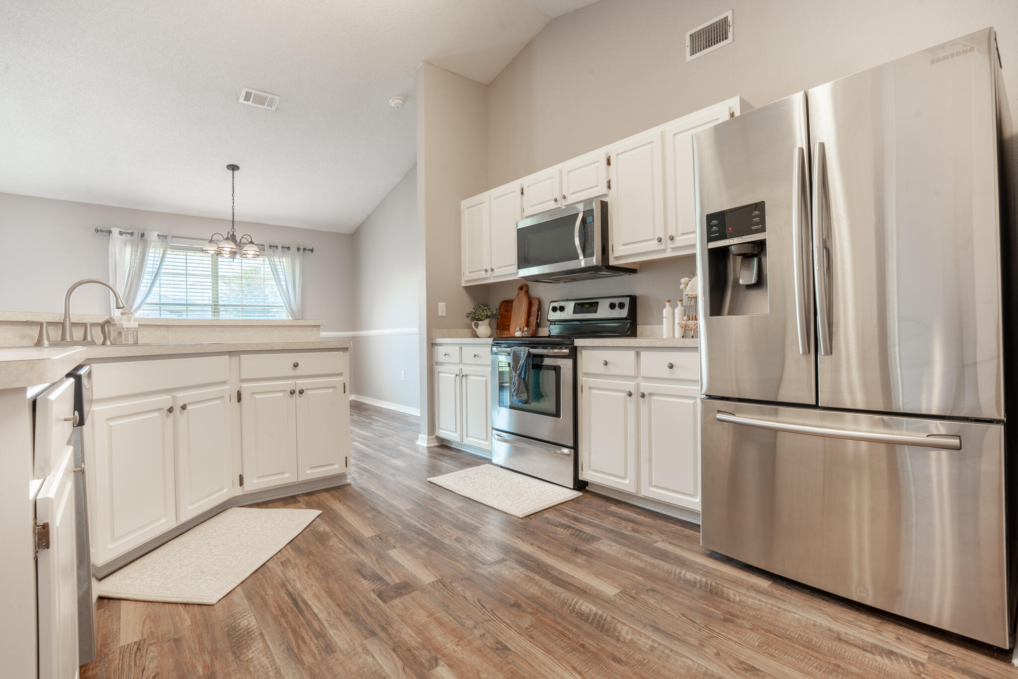 HAMPTON RIDGE ESTATES - Residential