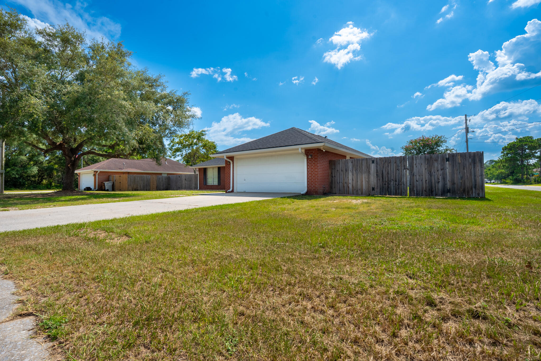 HAMPTON RIDGE ESTATES - Residential