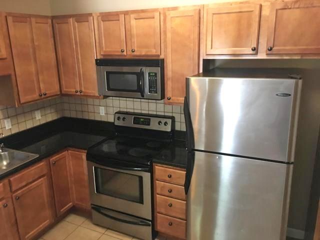 CARONDOLET T/H - Residential