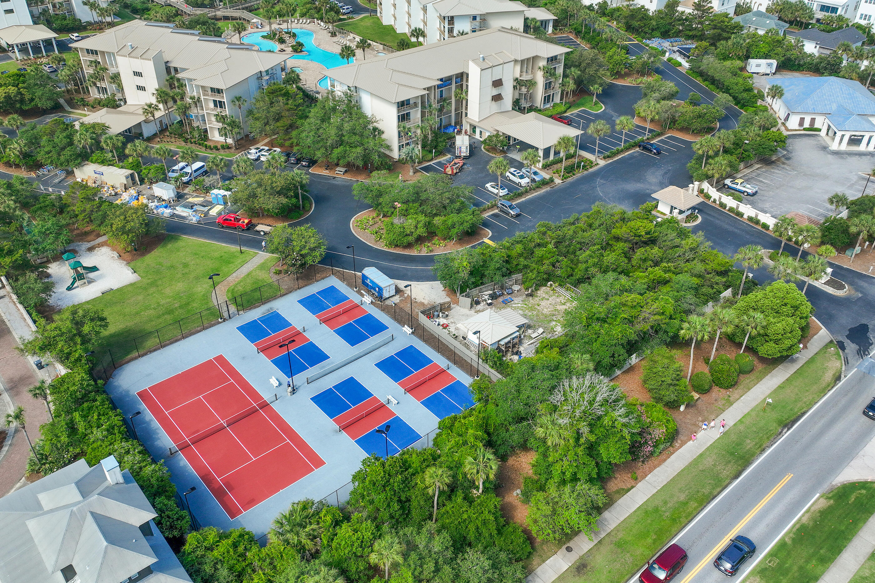 HIGH POINTE RESORT CONDO - Residential