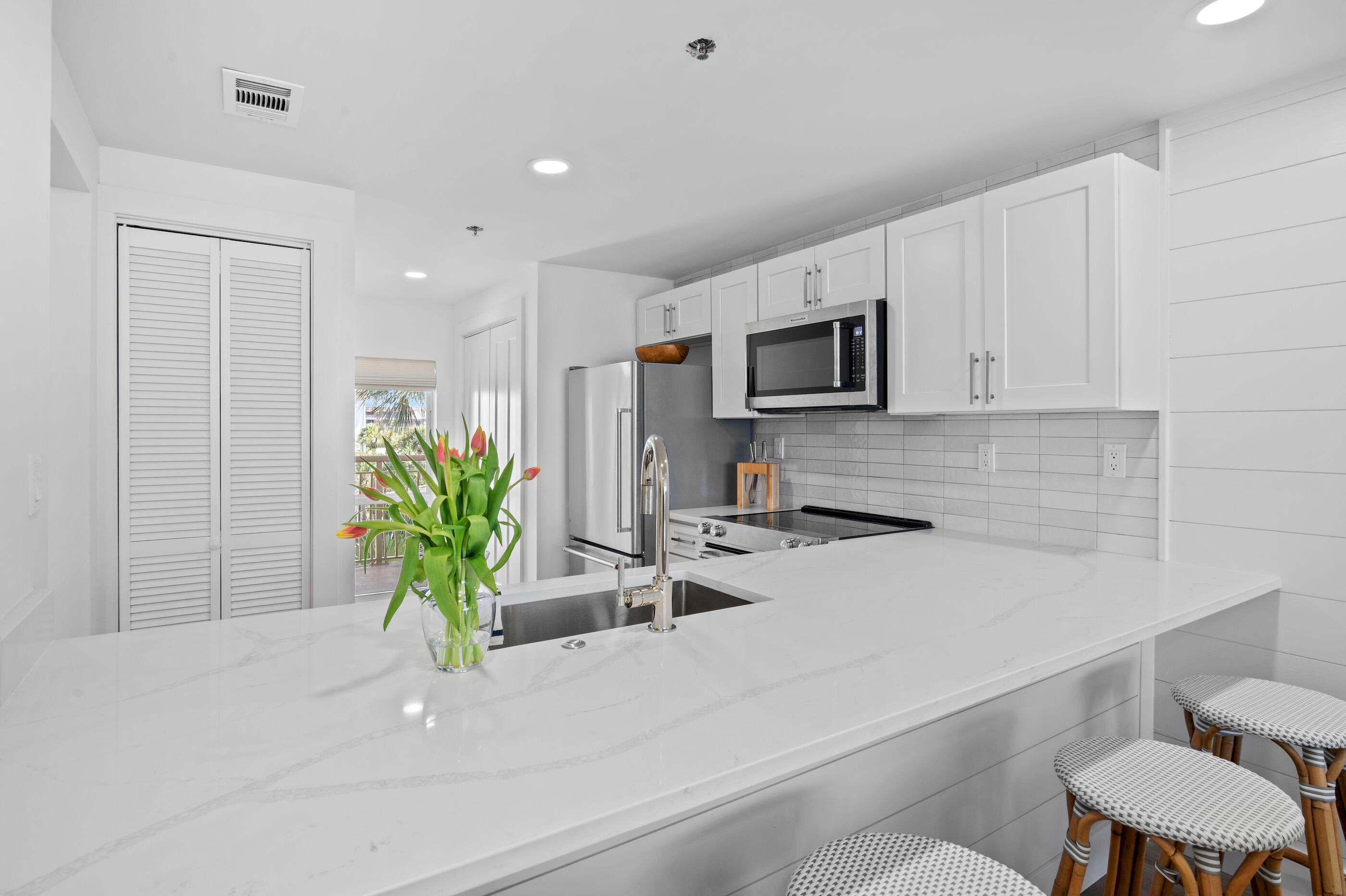 HIGH POINTE RESORT CONDO - Residential