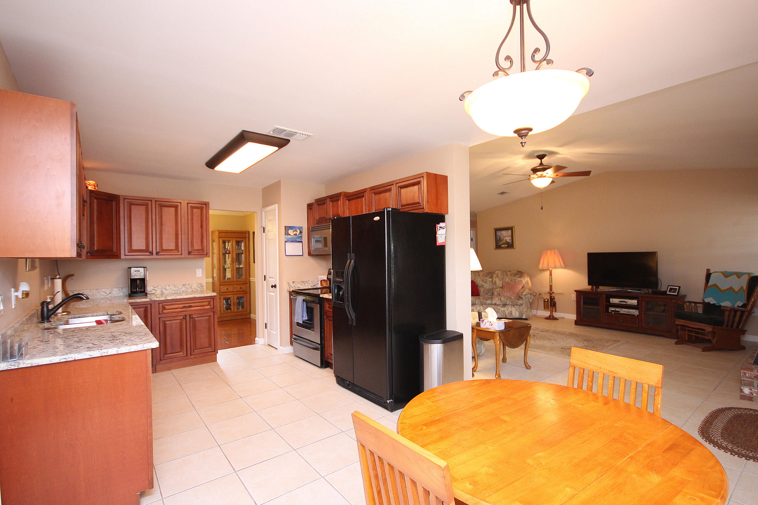 VALPARAISO PINECREST 6 - Residential