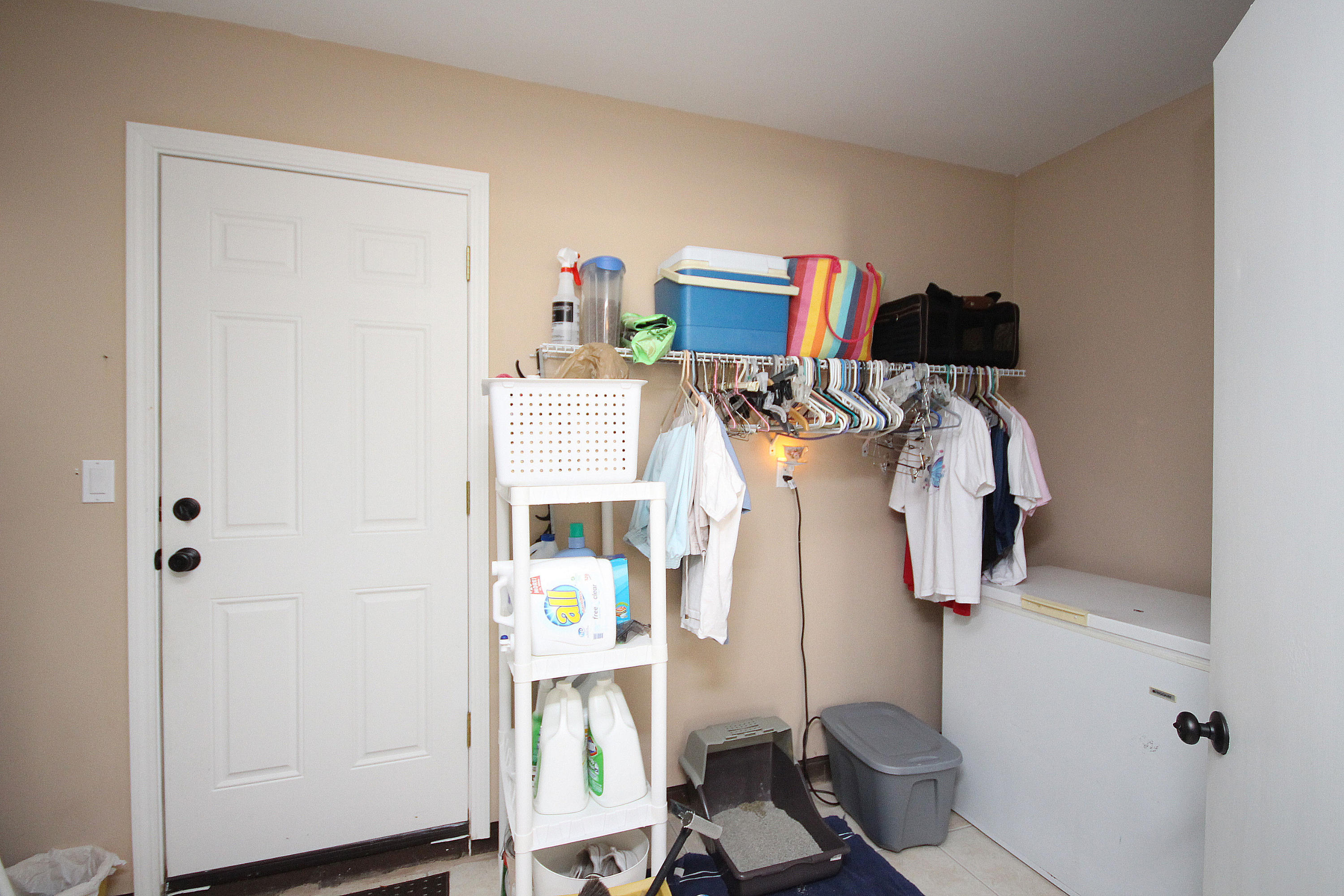 VALPARAISO PINECREST 6 - Residential