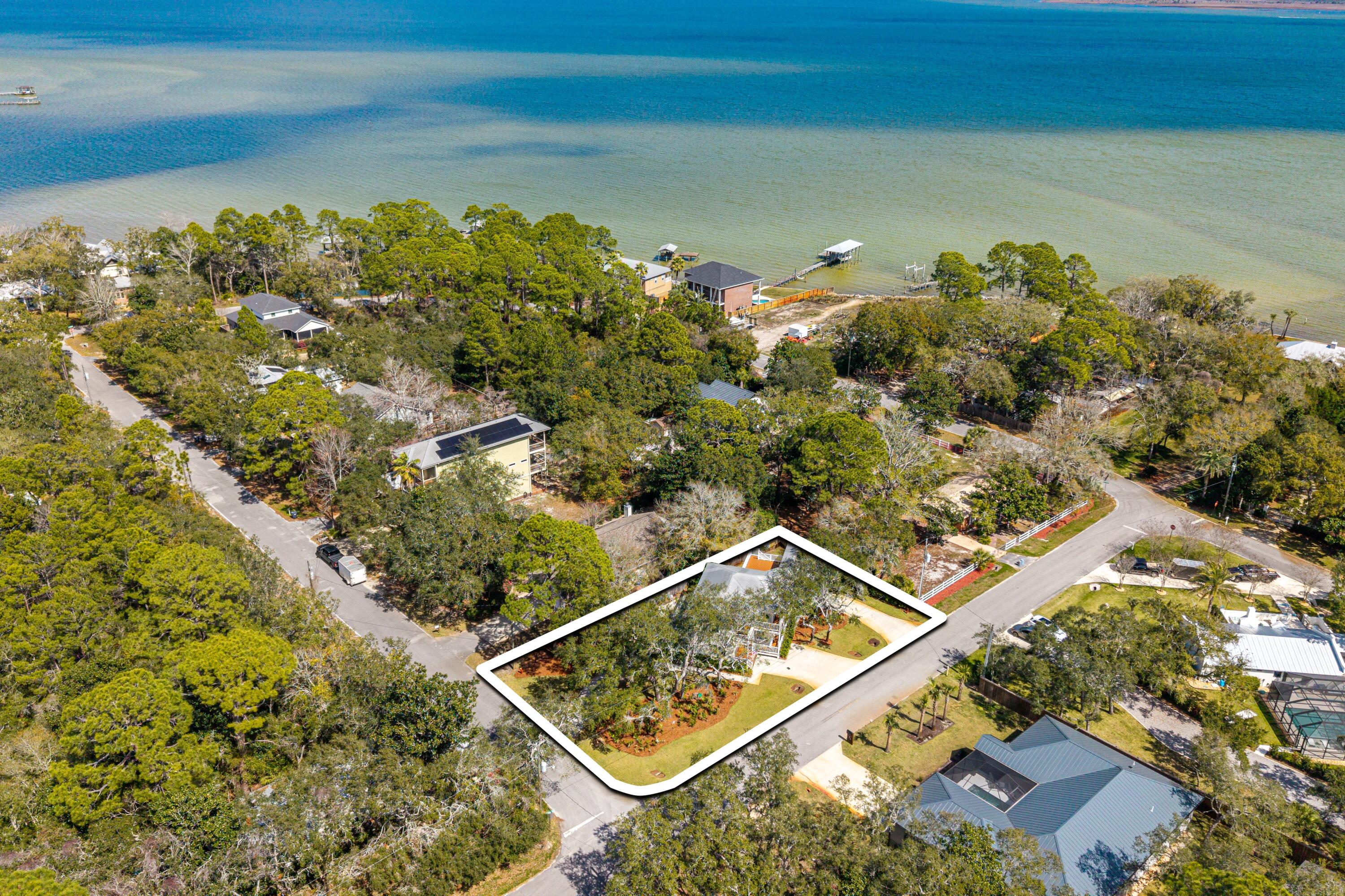 TURQUOISE BEACH 2ND ADDN - Residential