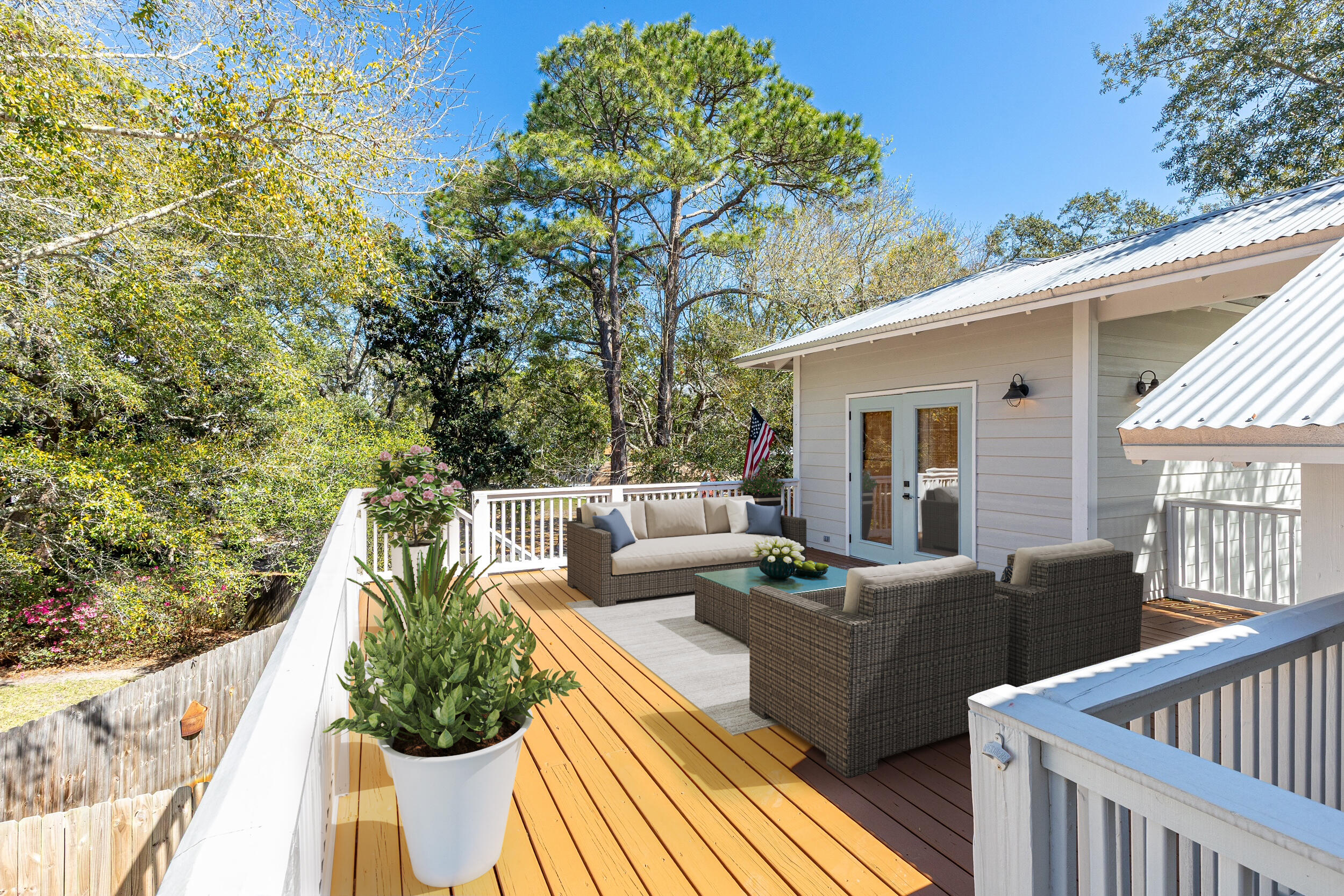 TURQUOISE BEACH 2ND ADDN - Residential