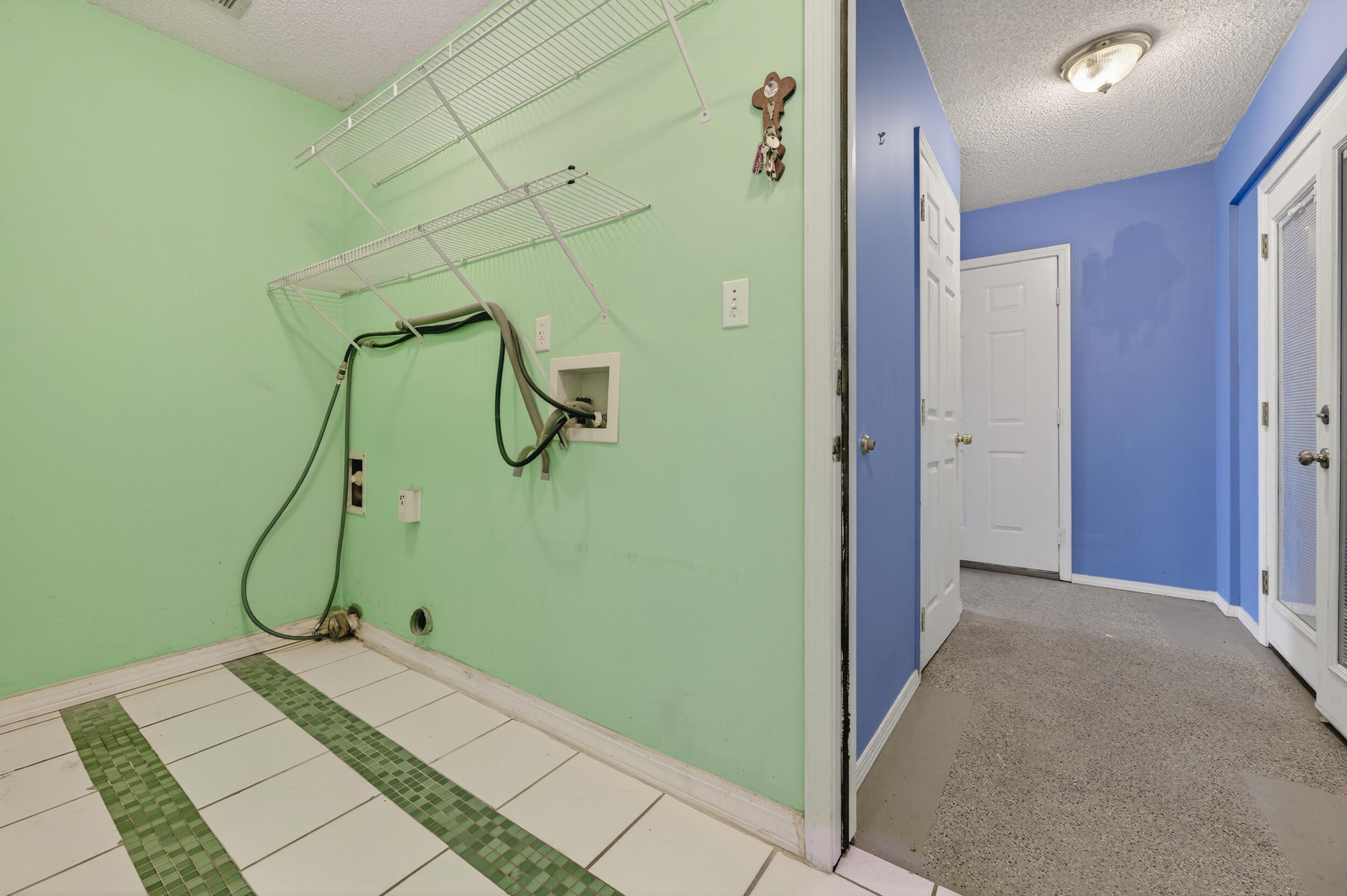 NO RECORDED SUBDIVISION - Residential