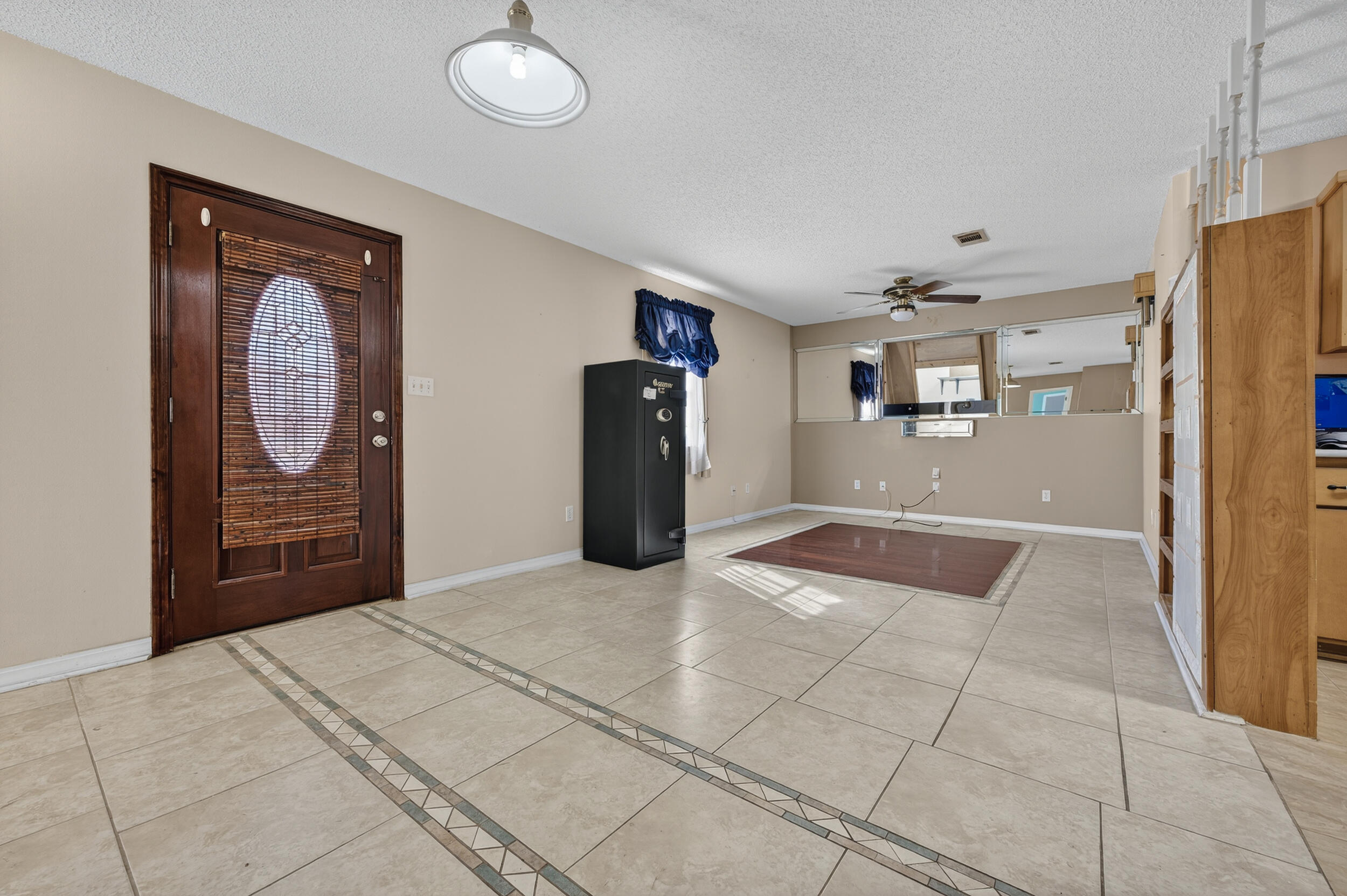 NO RECORDED SUBDIVISION - Residential