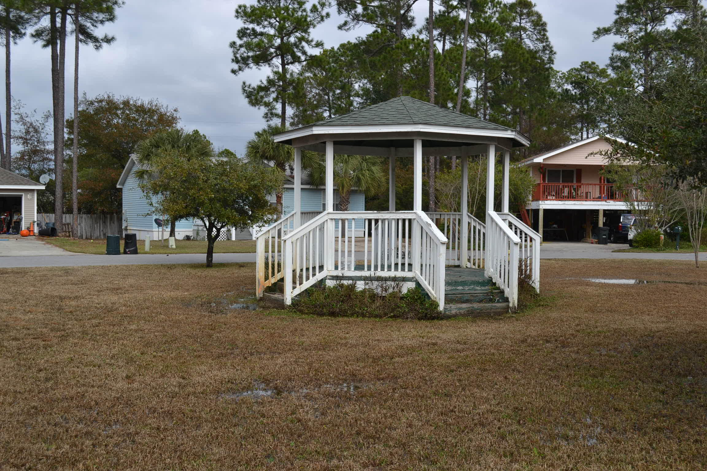 PALMETTO PLANTATION - Residential