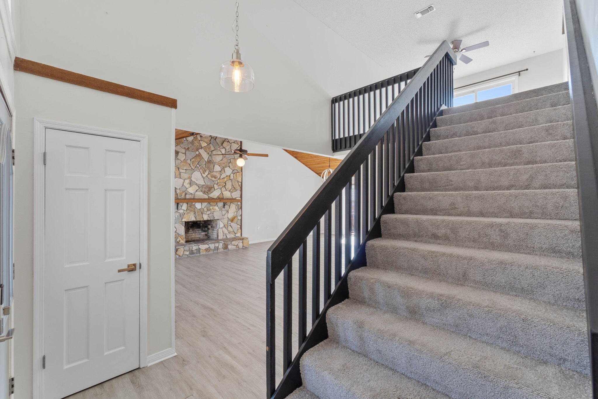 LAKE LORRAINE ESTATES - Residential