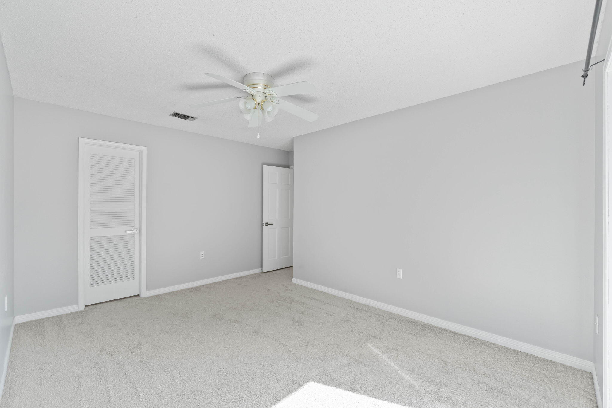 LAKE LORRAINE ESTATES - Residential
