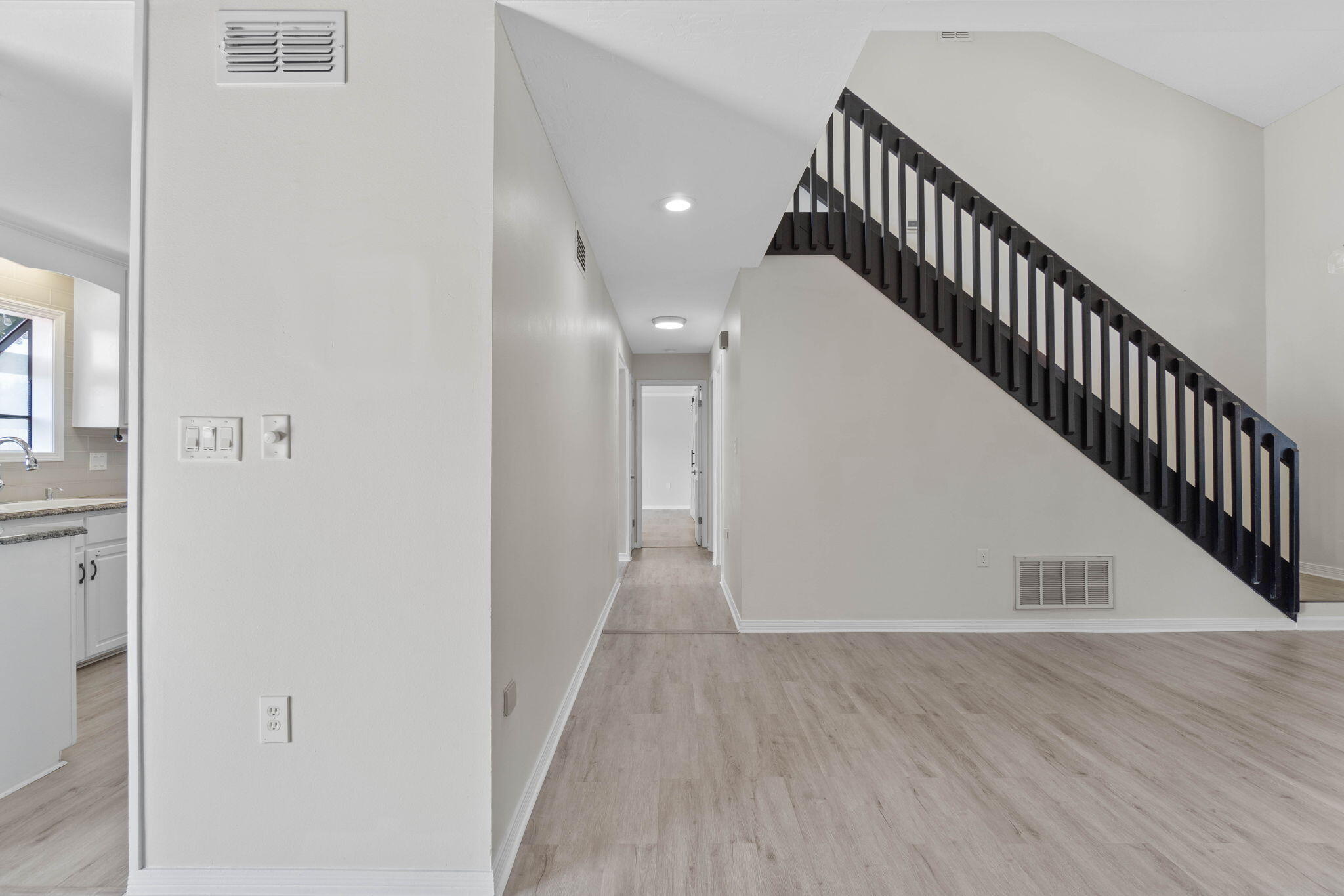 LAKE LORRAINE ESTATES - Residential