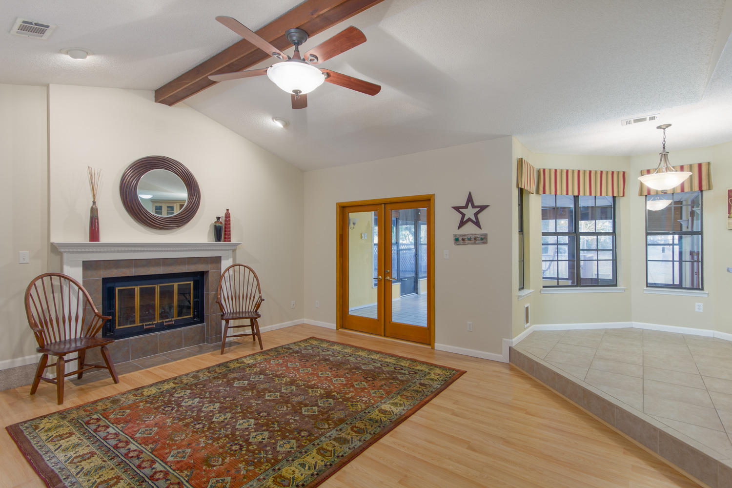 ROCKY BAYOU COUNTRY CLUB ESTATES 3 - Residential