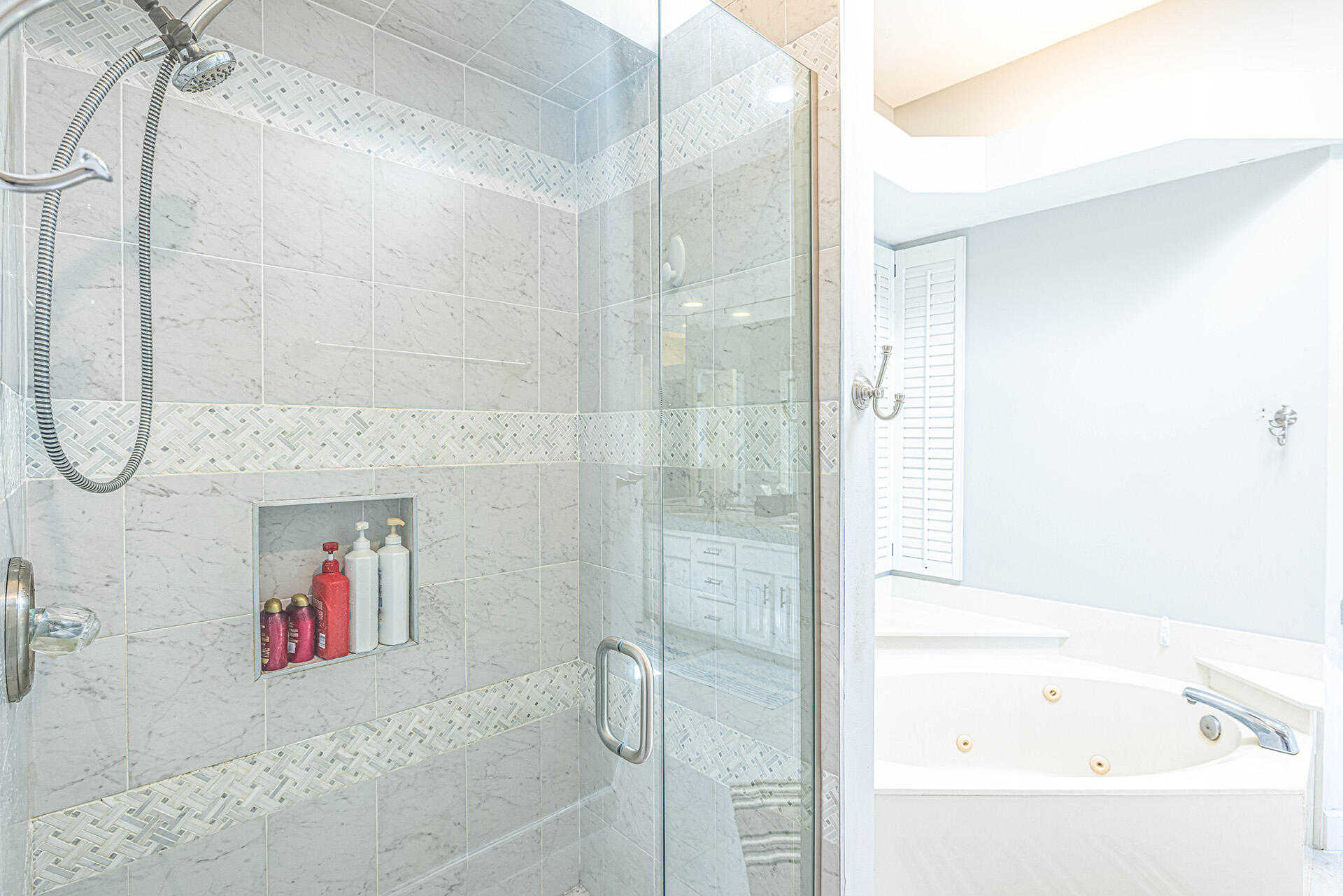 CASTELAR - Residential